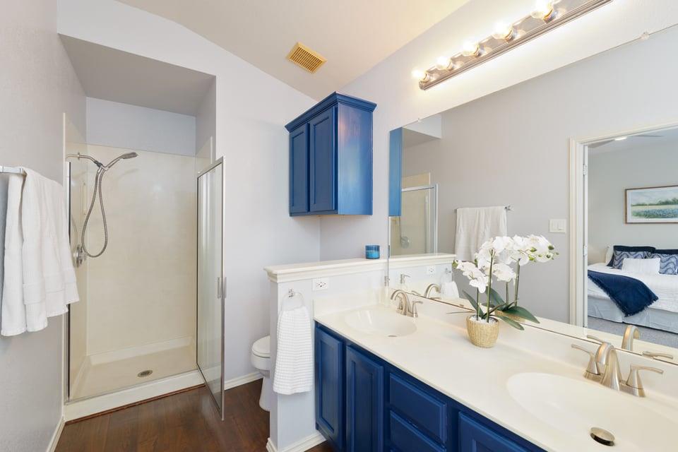 1112 CLYDE BANK Cv, Pflugerville, TX 78660