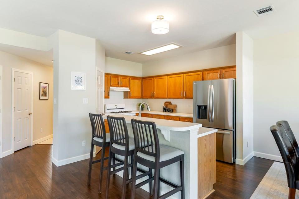 1112 CLYDE BANK Cv, Pflugerville, TX 78660