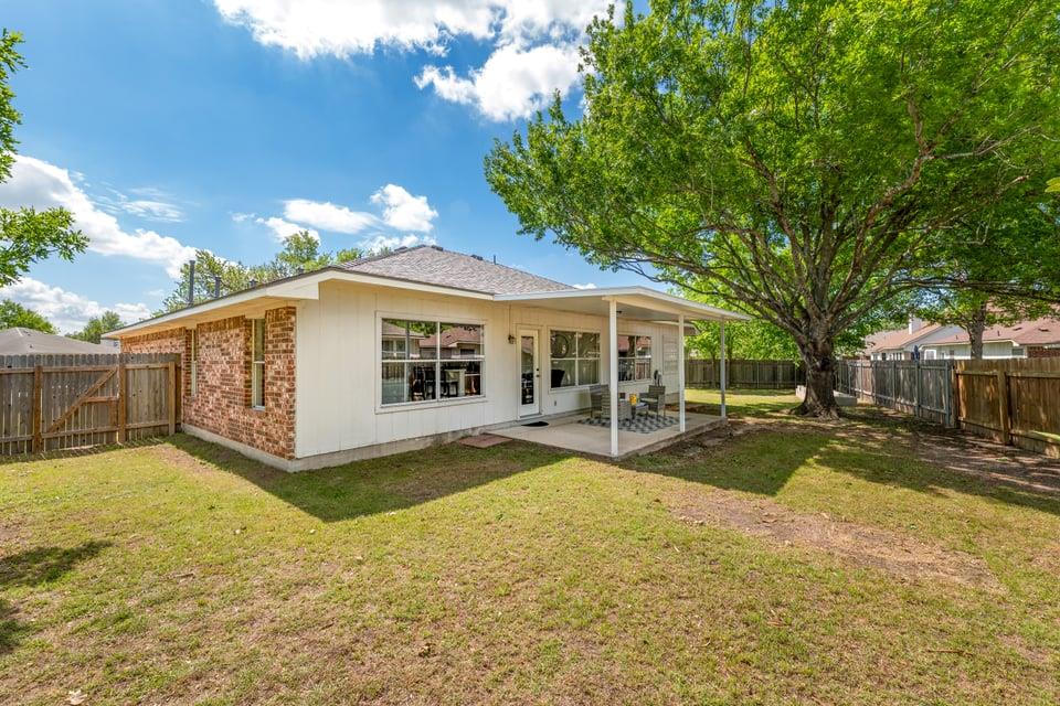 1112 CLYDE BANK Cv, Pflugerville, TX 78660