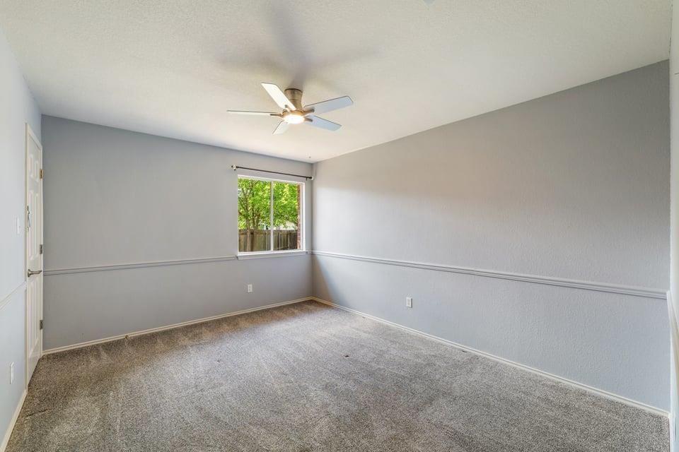 1112 CLYDE BANK Cv, Pflugerville, TX 78660