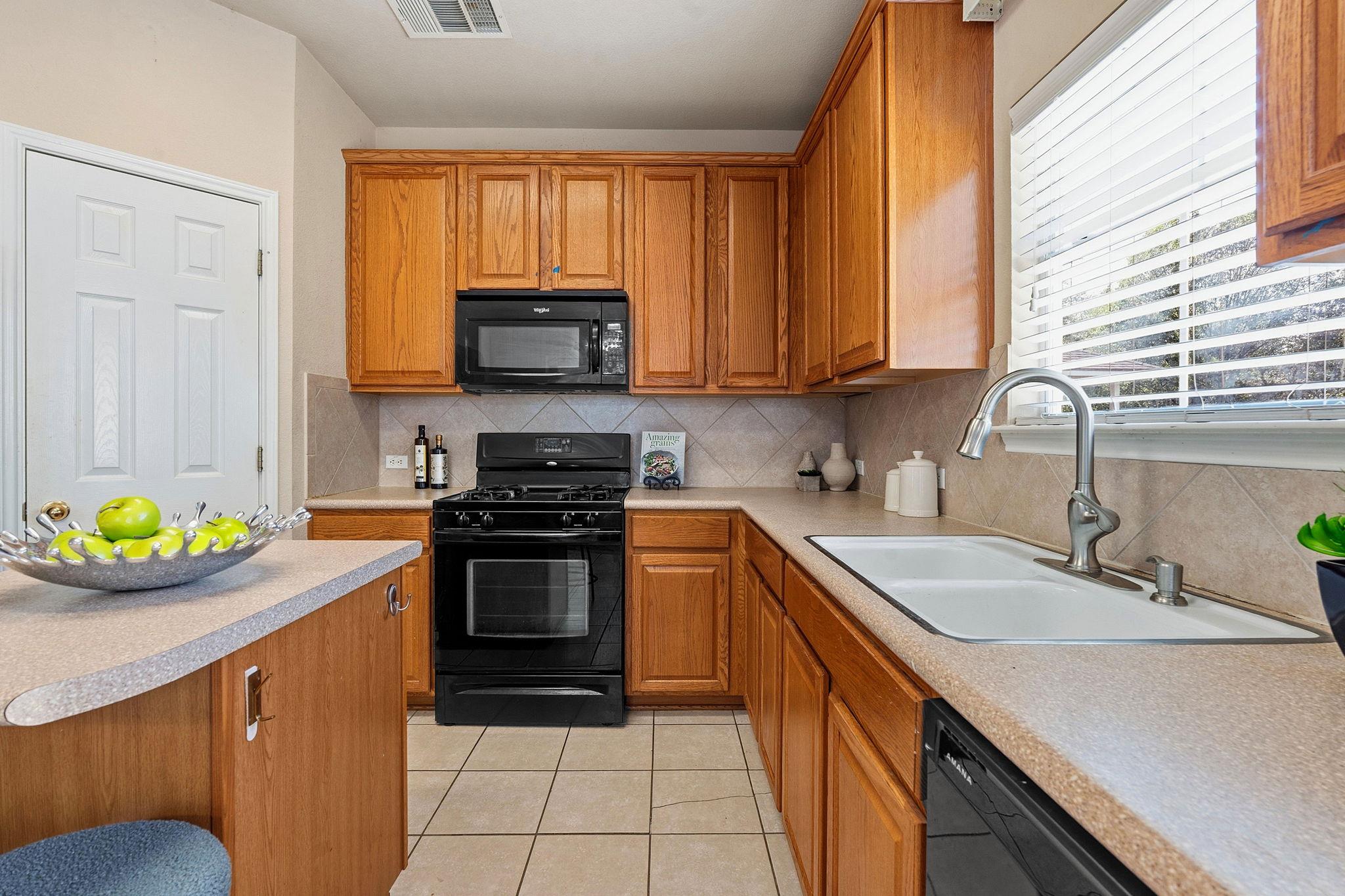 10704 Harley Ave, Austin, TX 78748