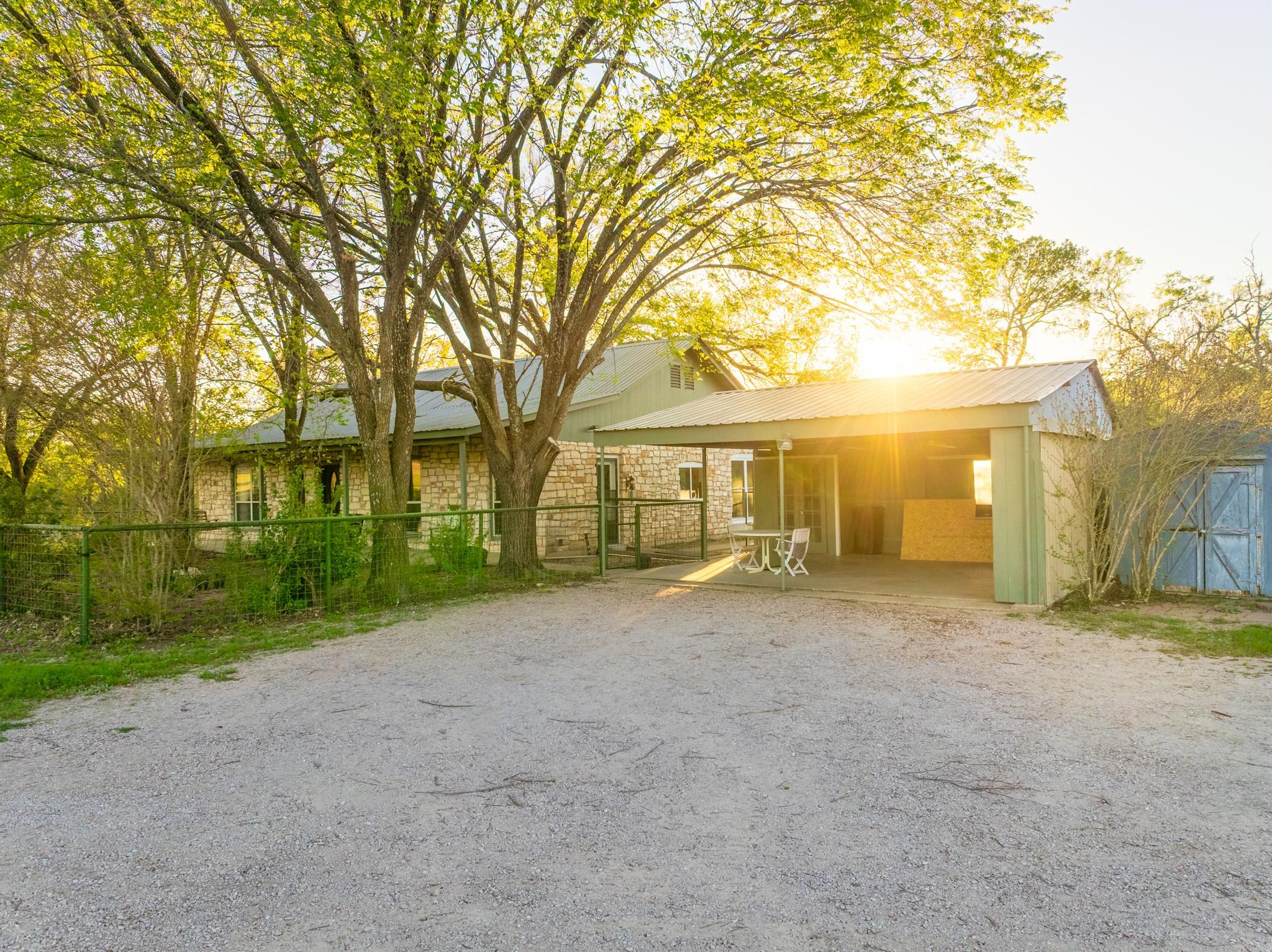 6234 S Fm 1174, Bertram, TX 78605