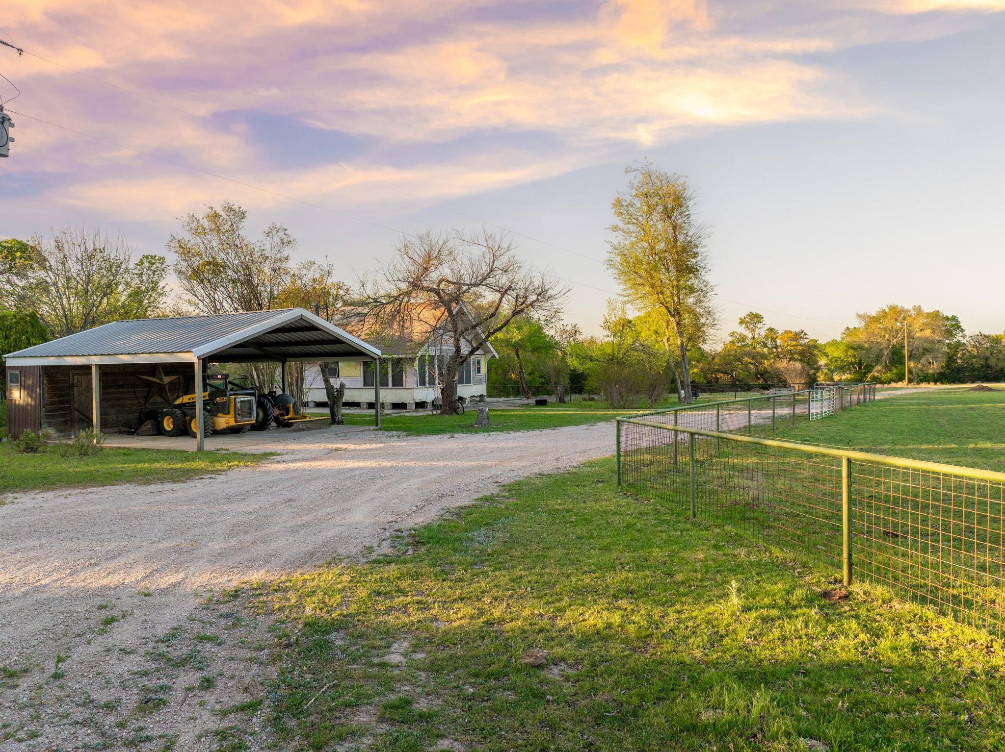 6234 S Fm 1174, Bertram, TX 78605