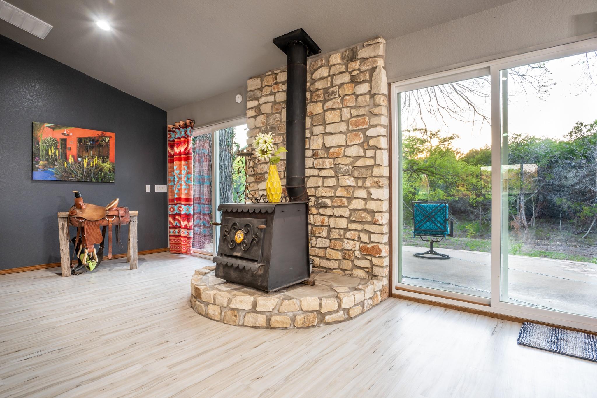 6234 S Fm 1174, Bertram, TX 78605