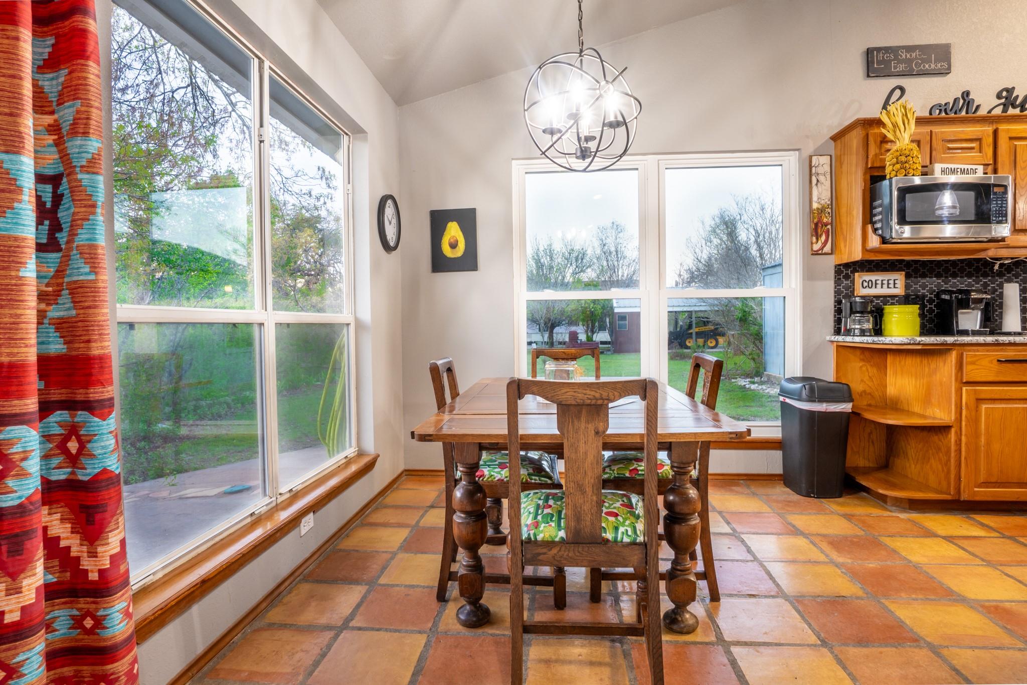 6234 S Fm 1174, Bertram, TX 78605