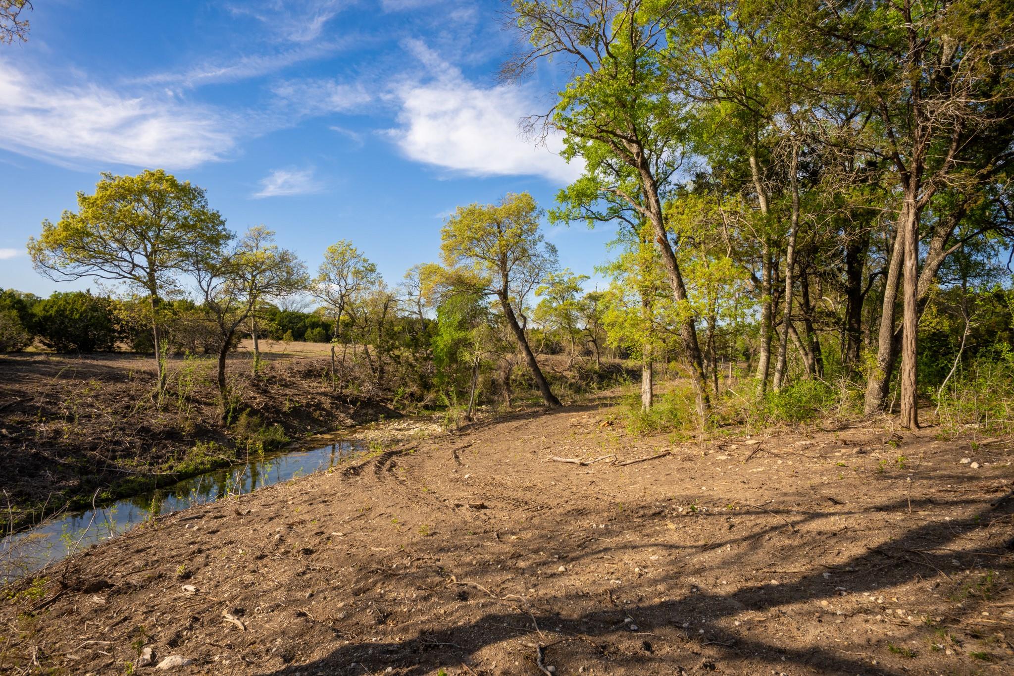 6234 S Fm 1174, Bertram, TX 78605