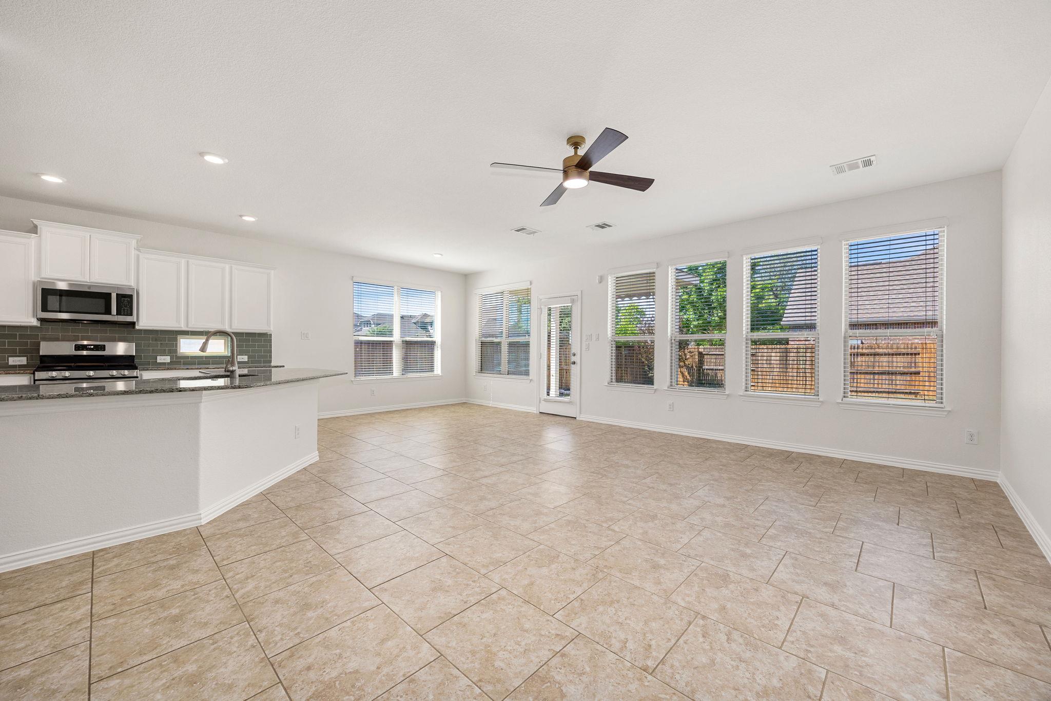 4032 Flowstone Ln, Round Rock, TX 78681