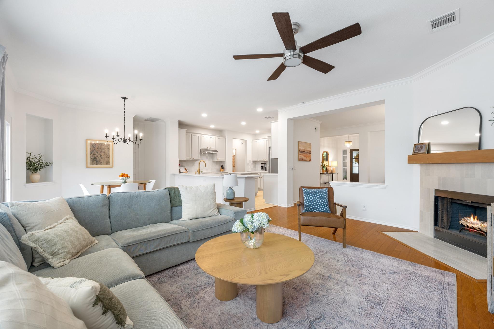 11817 Lake Stone Dr, Austin, TX 78738