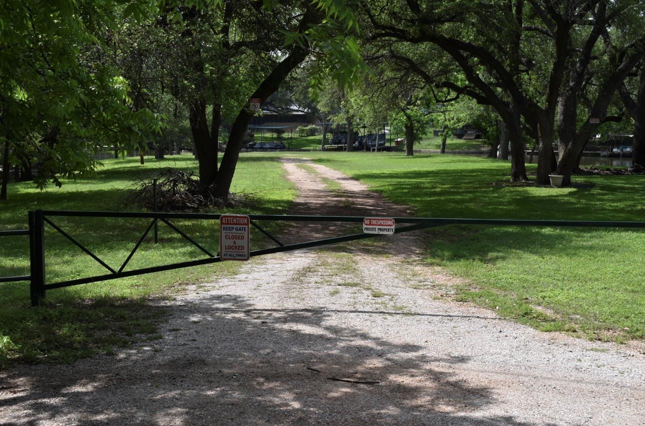 313 Timberidge Dr, Kingsland, TX 78639