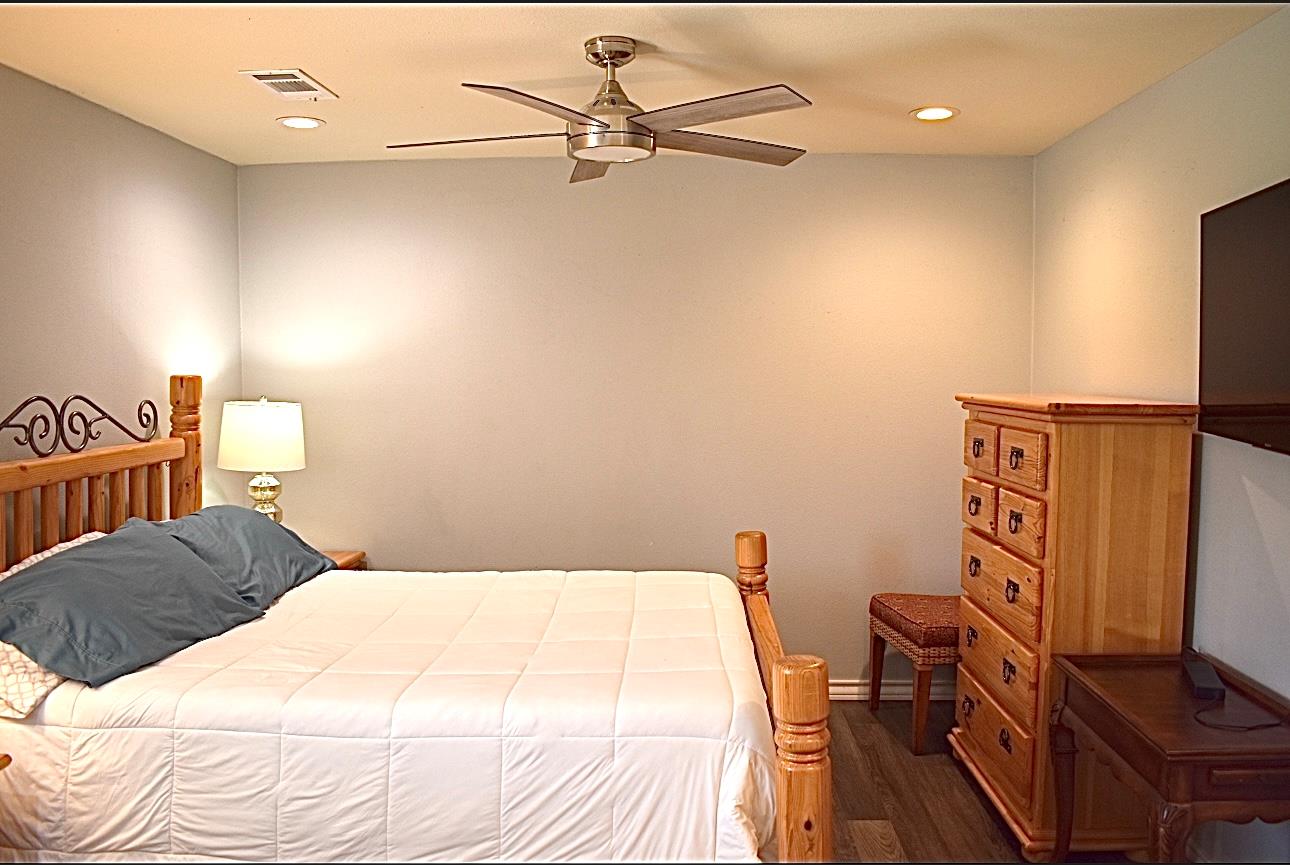 313 Timberidge Dr, Kingsland, TX 78639