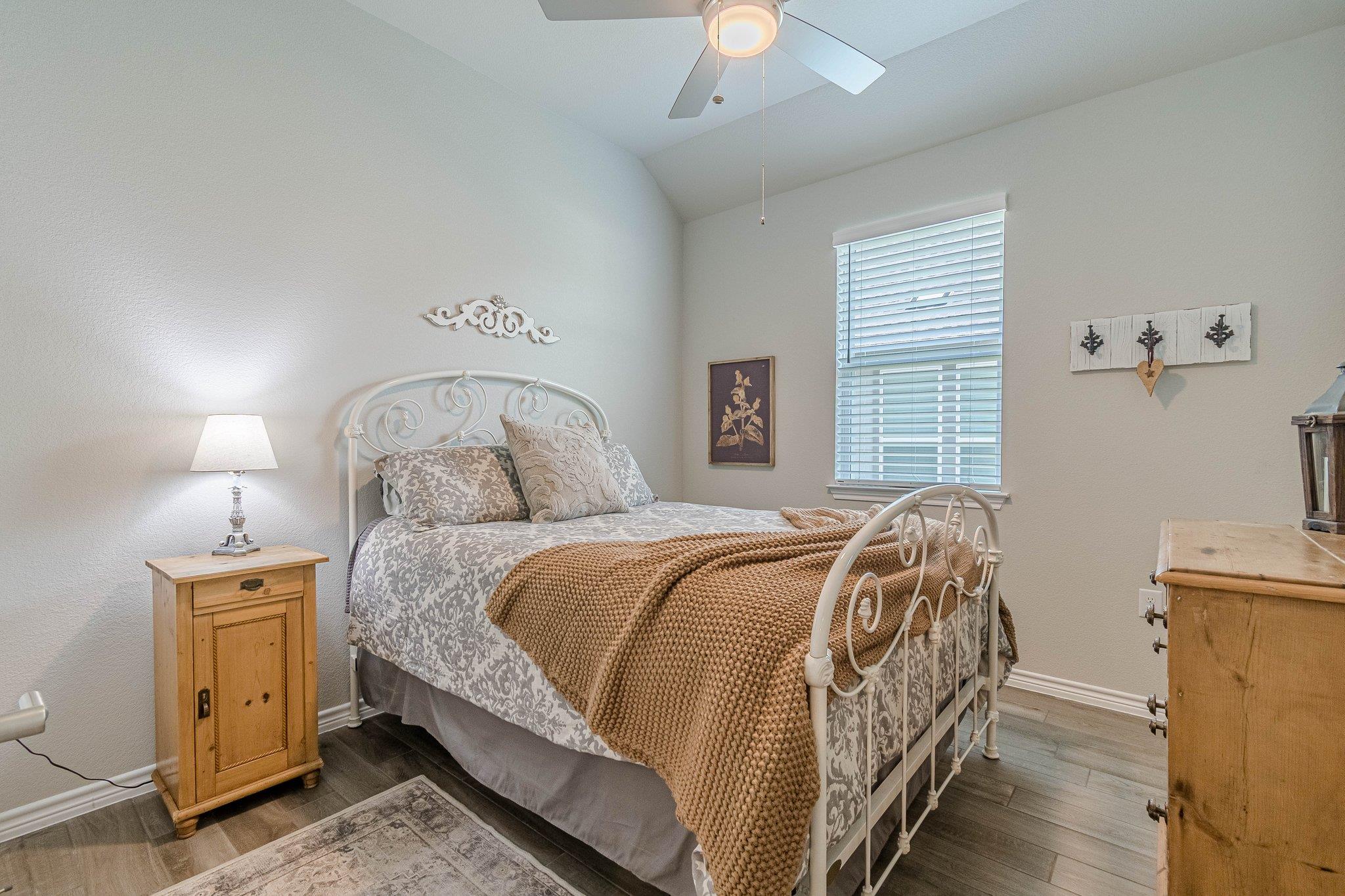 138 Harborside Dr # 101, San Marcos, TX 78666