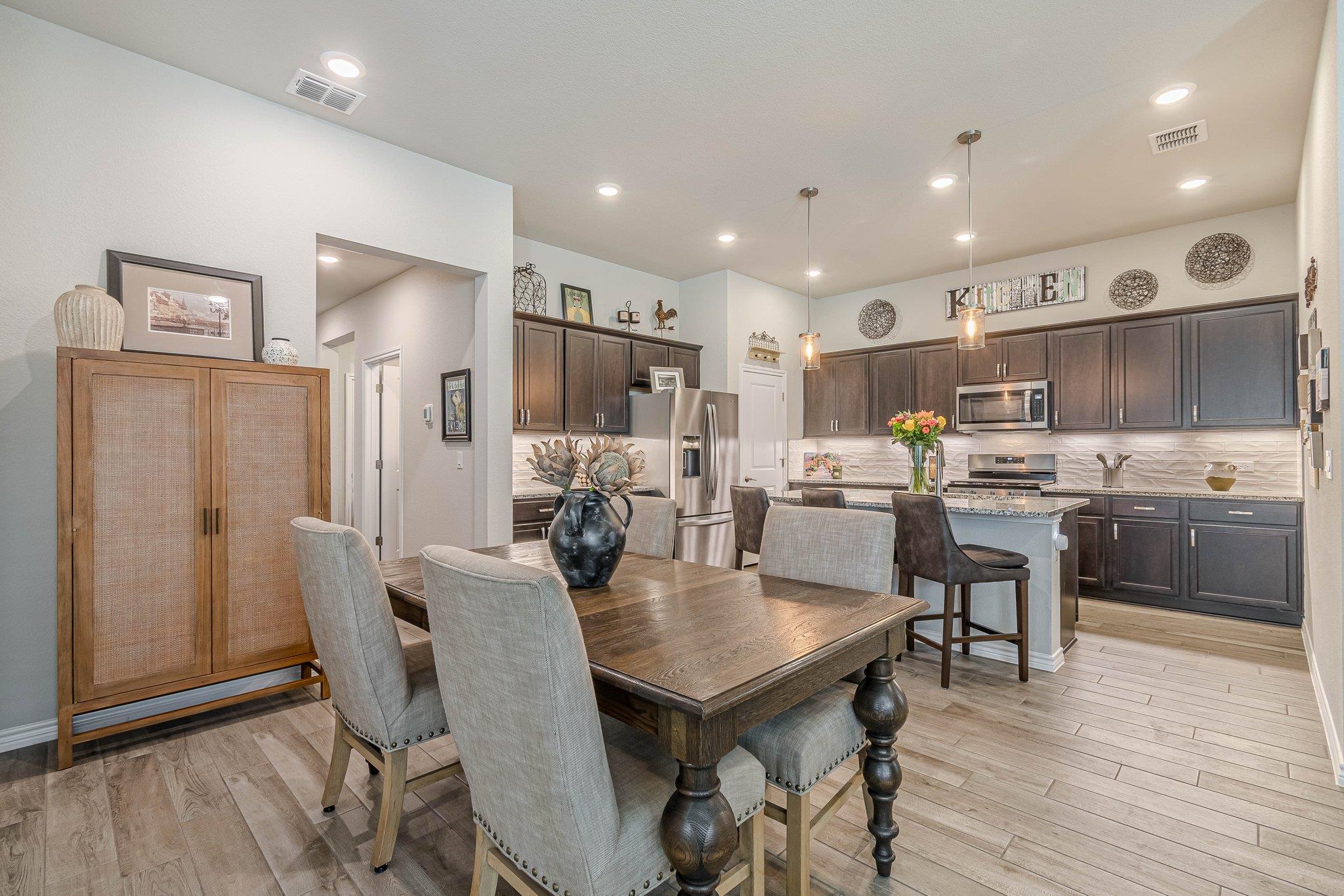 138 Harborside Dr # 101, San Marcos, TX 78666