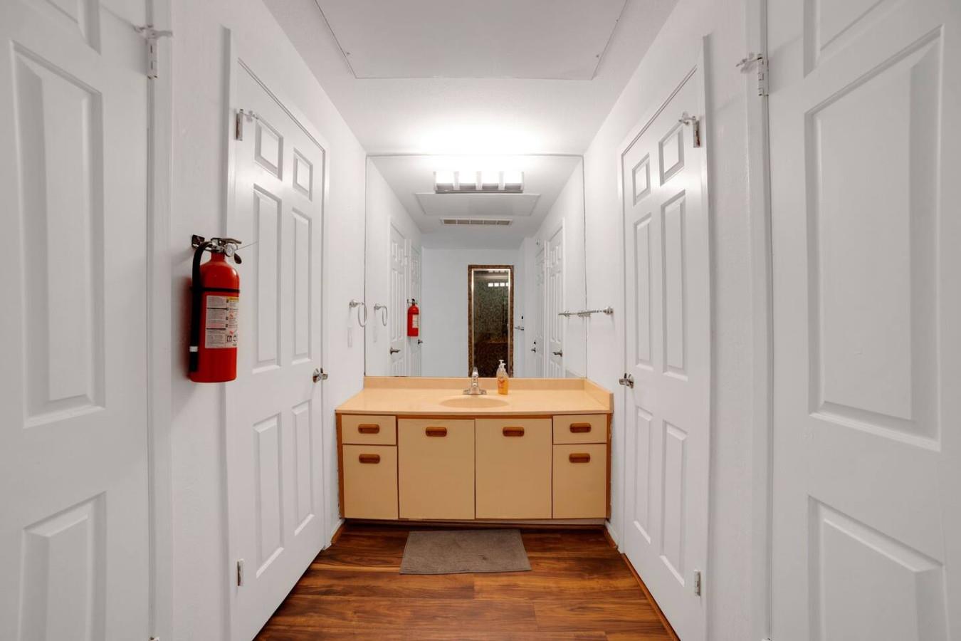 1 Crystal Springs Court Ct # H, The Hills, TX 78738