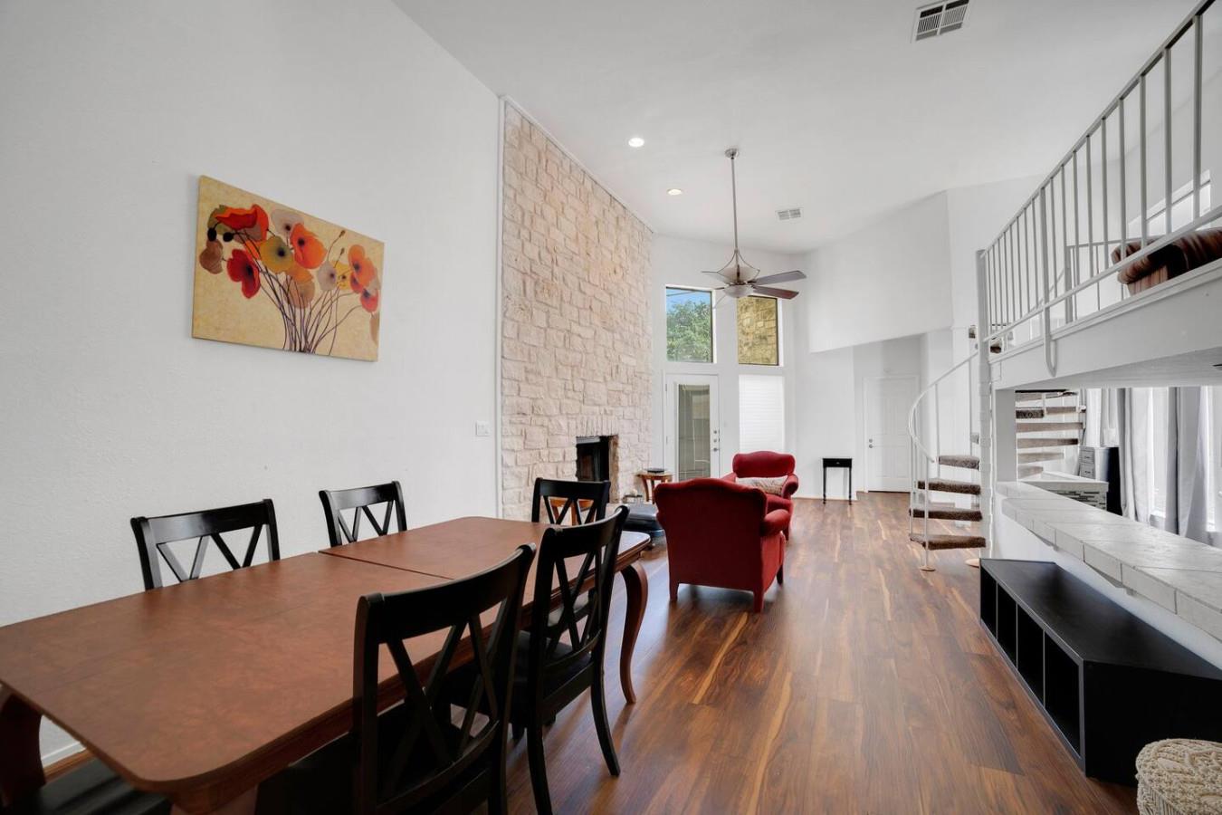 1 Crystal Springs Court Ct # H, The Hills, TX 78738