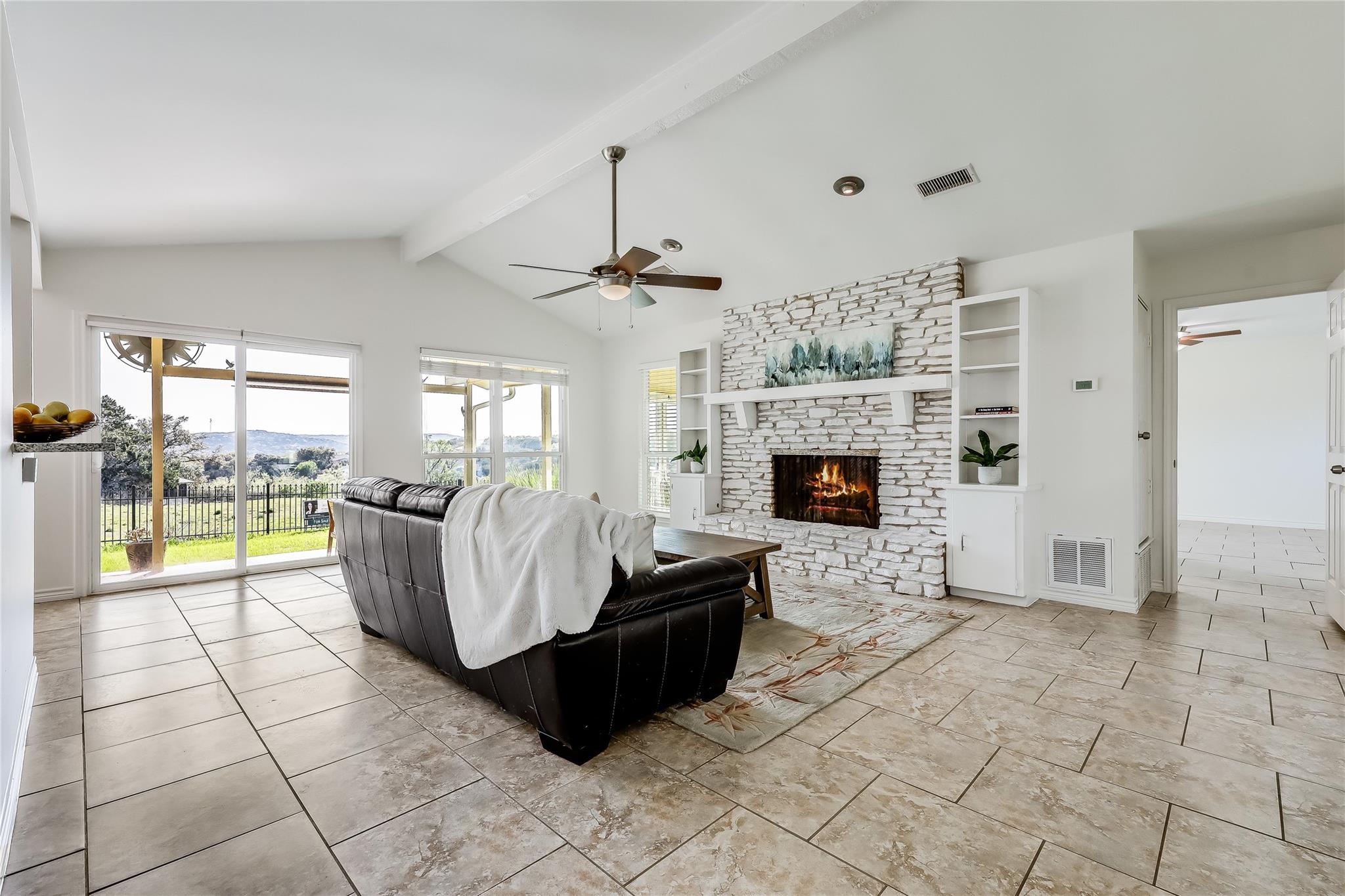 2802 Douglas Cv, Lago Vista, TX 78645