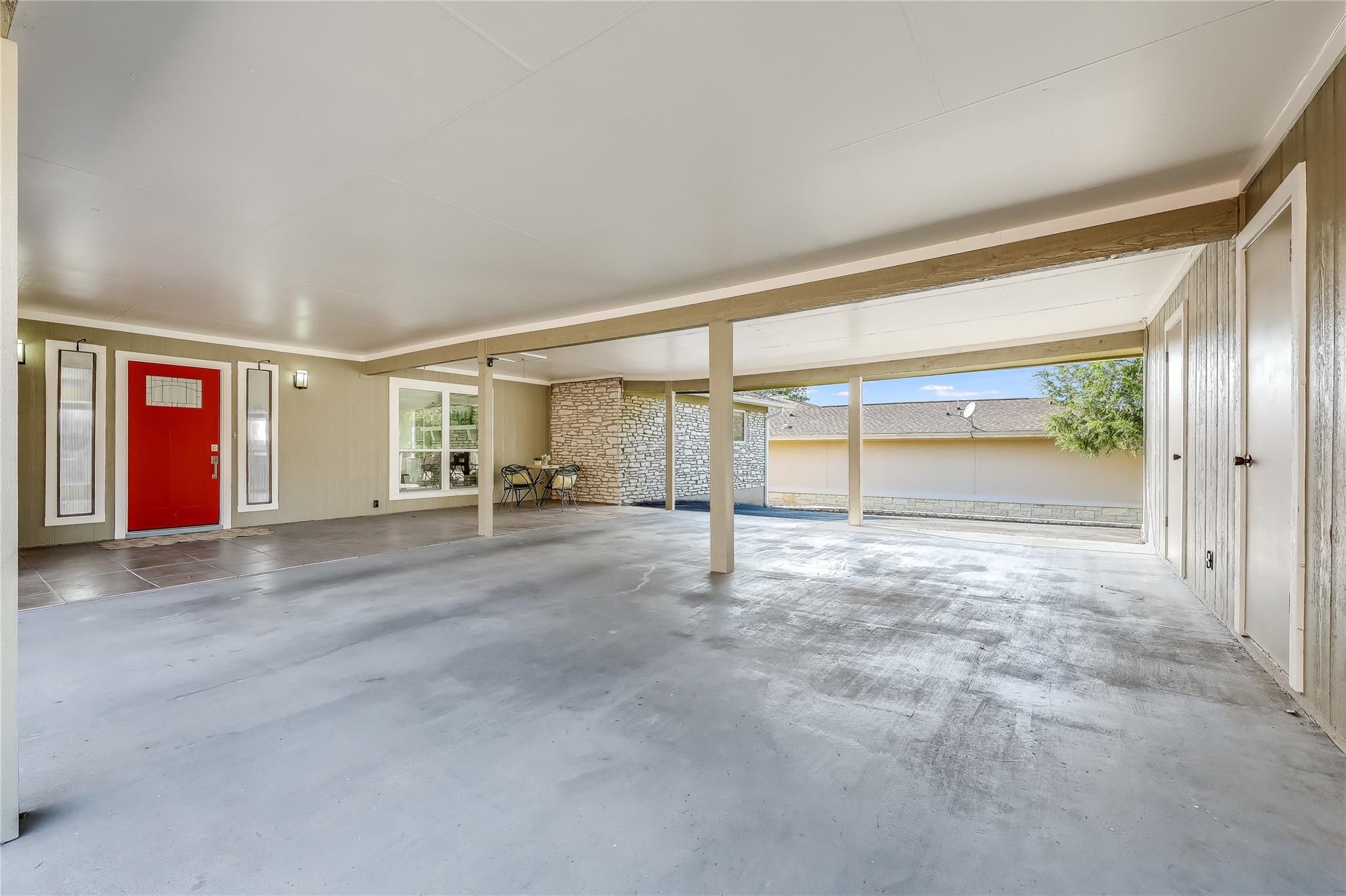 2802 Douglas Cv, Lago Vista, TX 78645