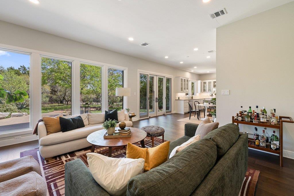 2907 Creeks Edge Pkwy, Austin, TX 78733