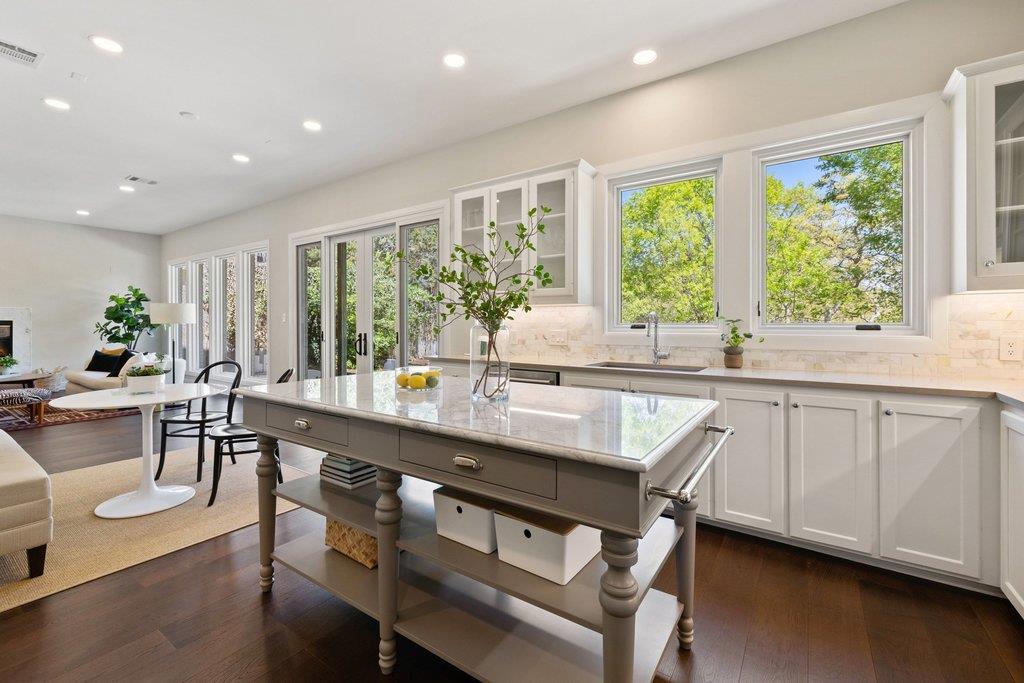 2907 Creeks Edge Pkwy, Austin, TX 78733