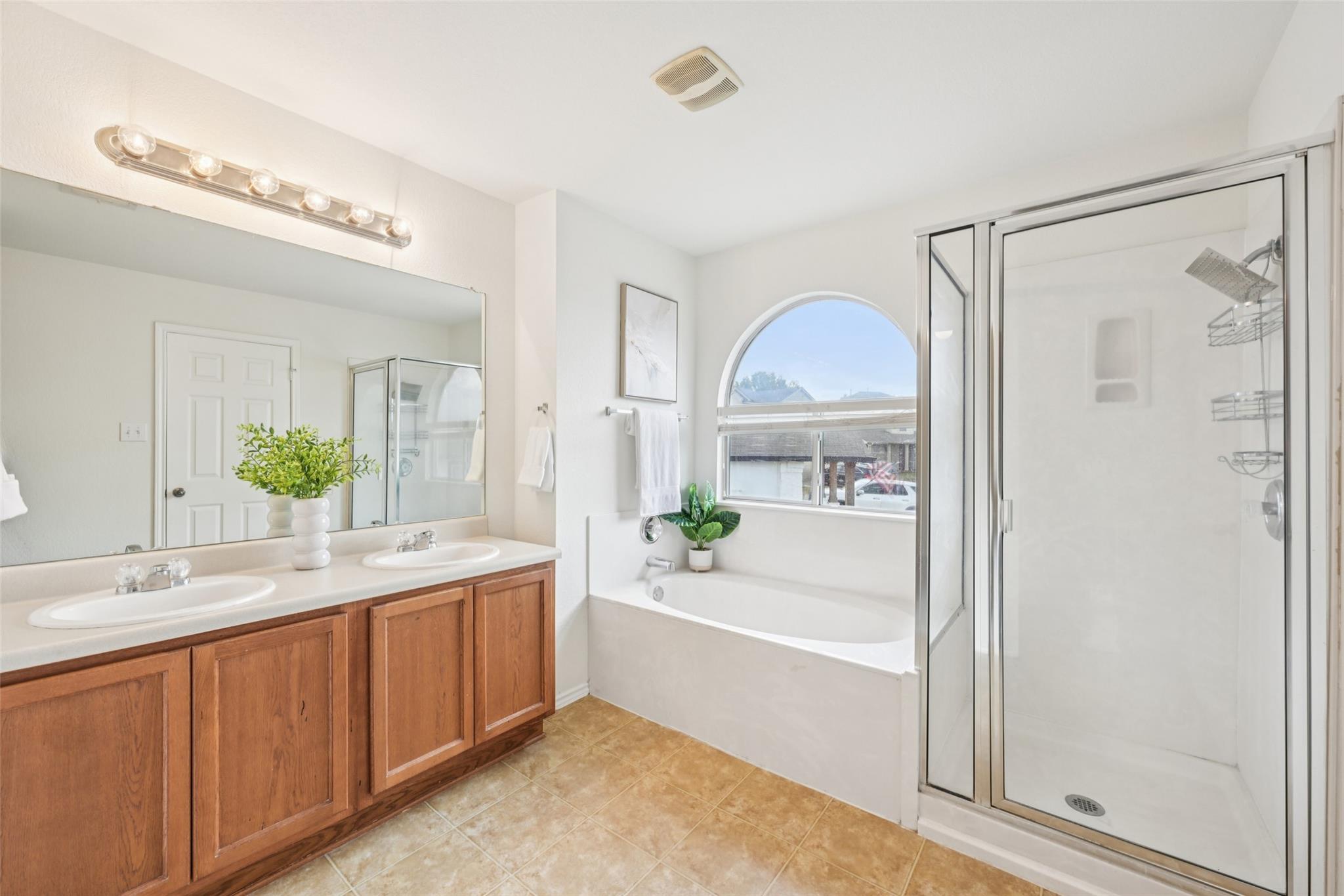 326 Covent Dr, Kyle, TX 78640