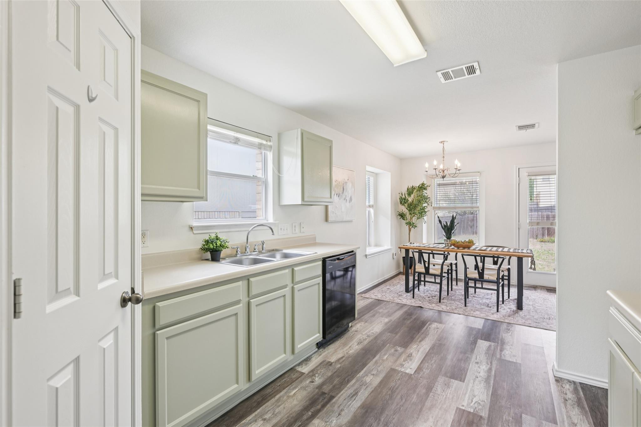 326 Covent Dr, Kyle, TX 78640