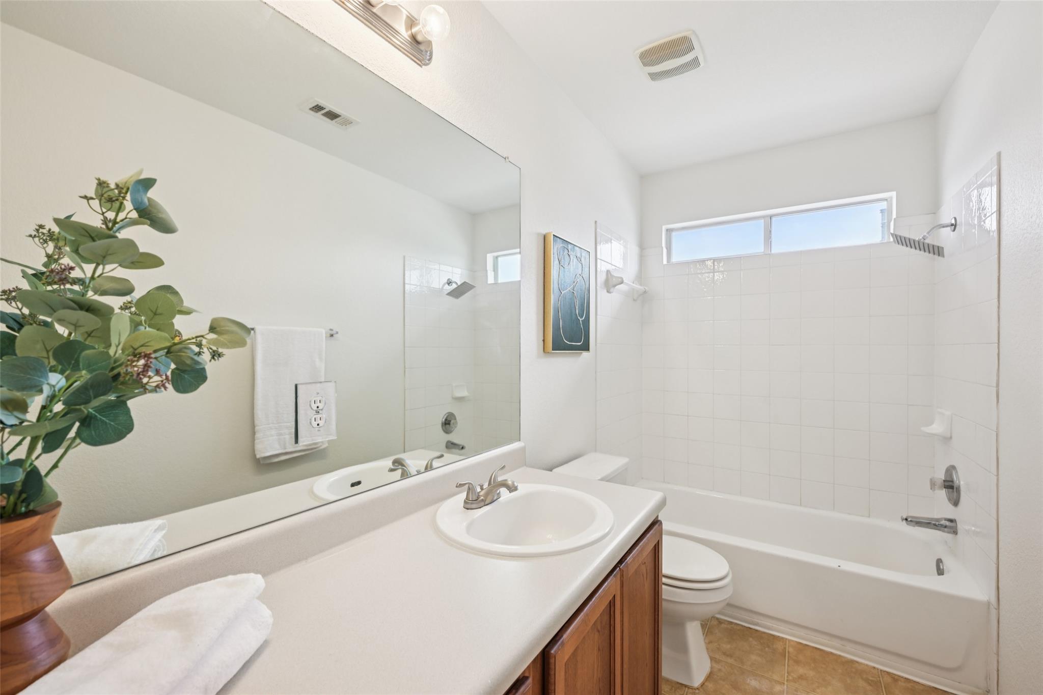 326 Covent Dr, Kyle, TX 78640