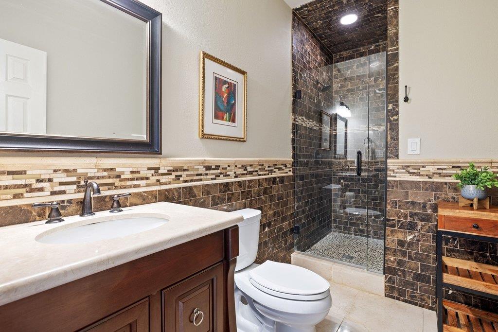 12424 Fairfax Ridge Pl, Austin, TX 78738