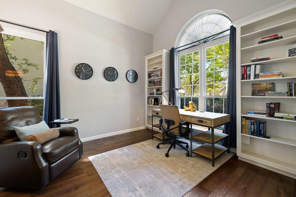 12424 Fairfax Ridge Pl, Austin, TX 78738