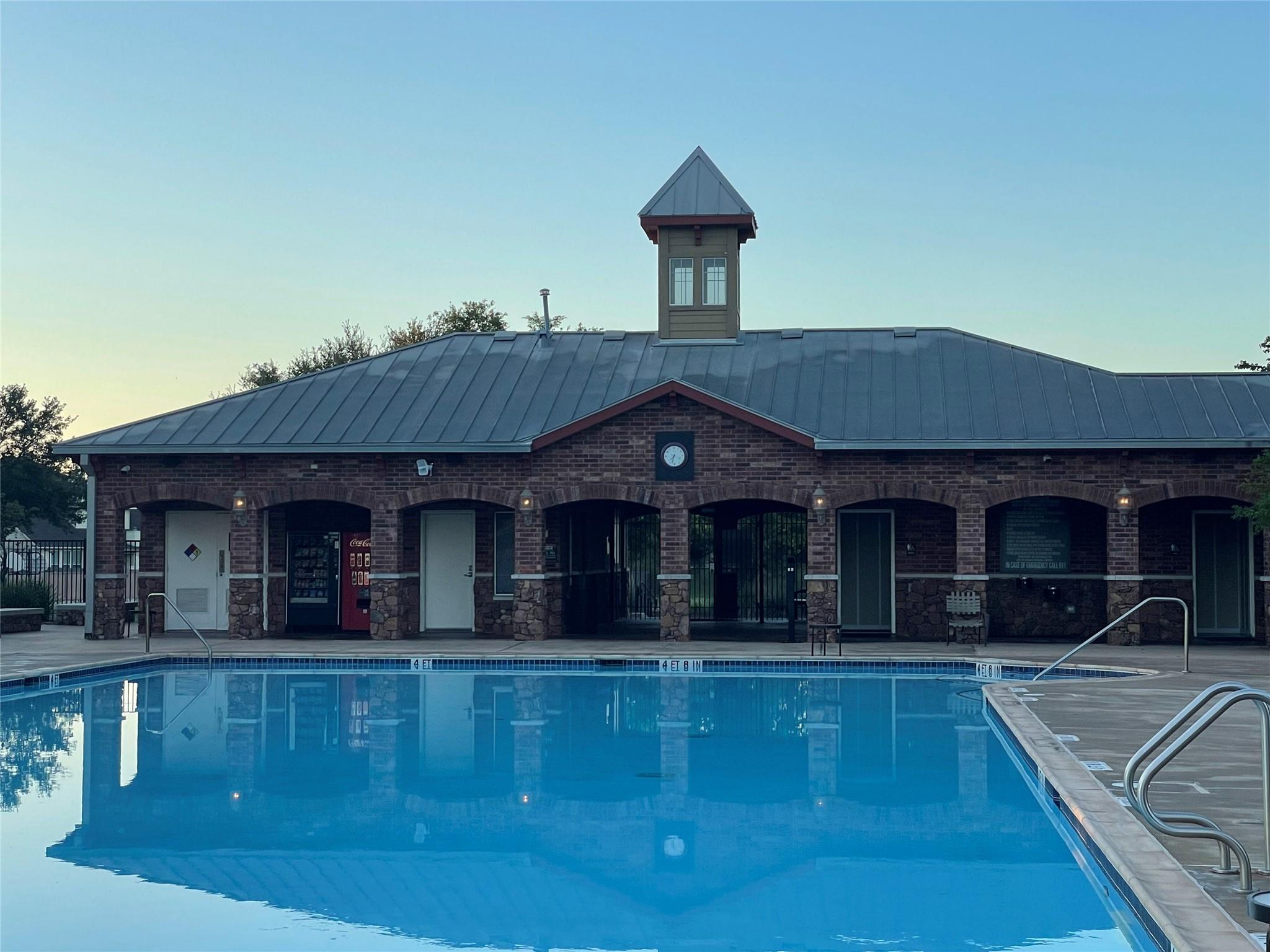 332 Hidden Brook Ln, Round Rock, TX 78665