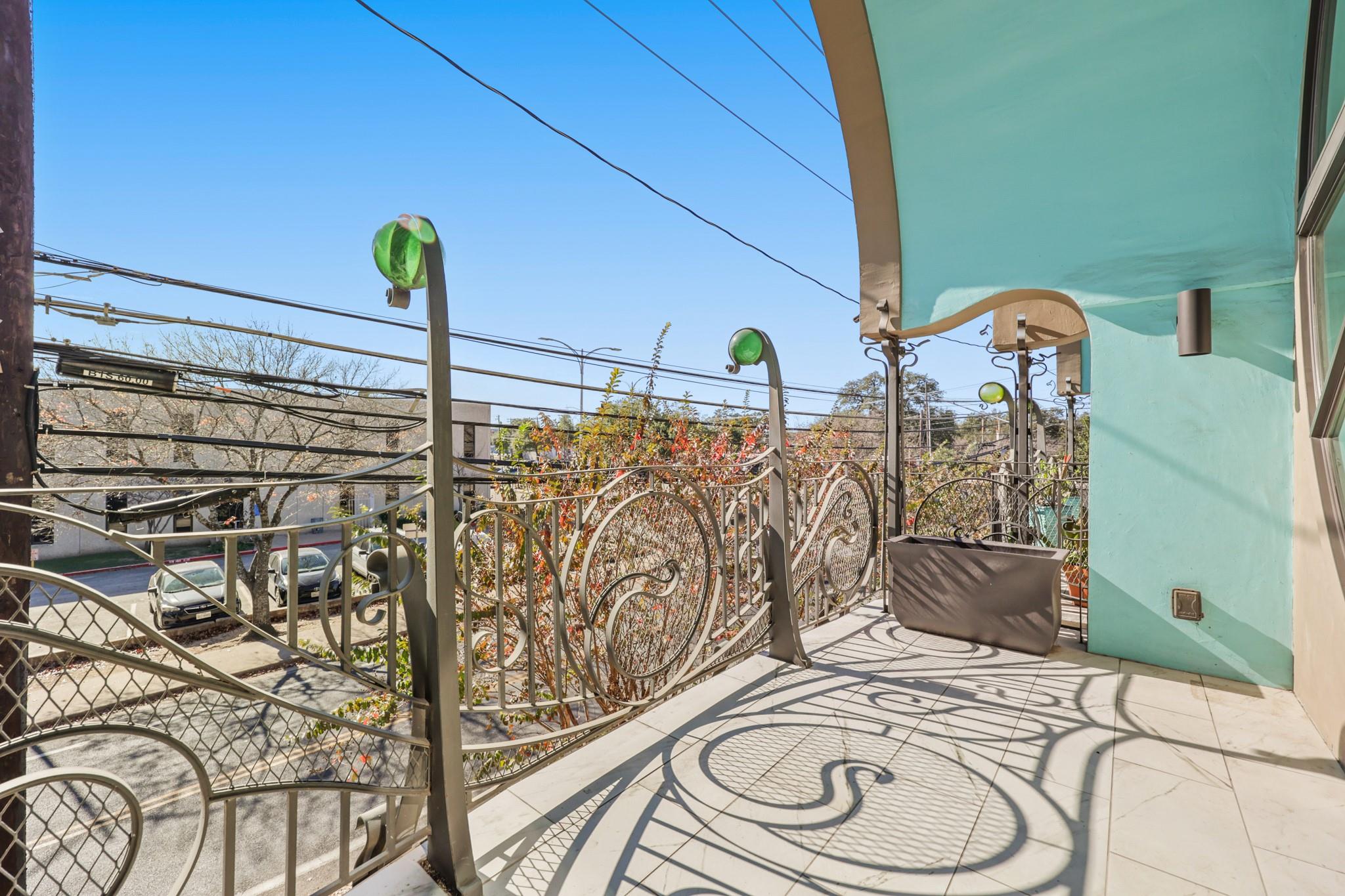 206 E Live Oak St # C, Austin, TX 78704