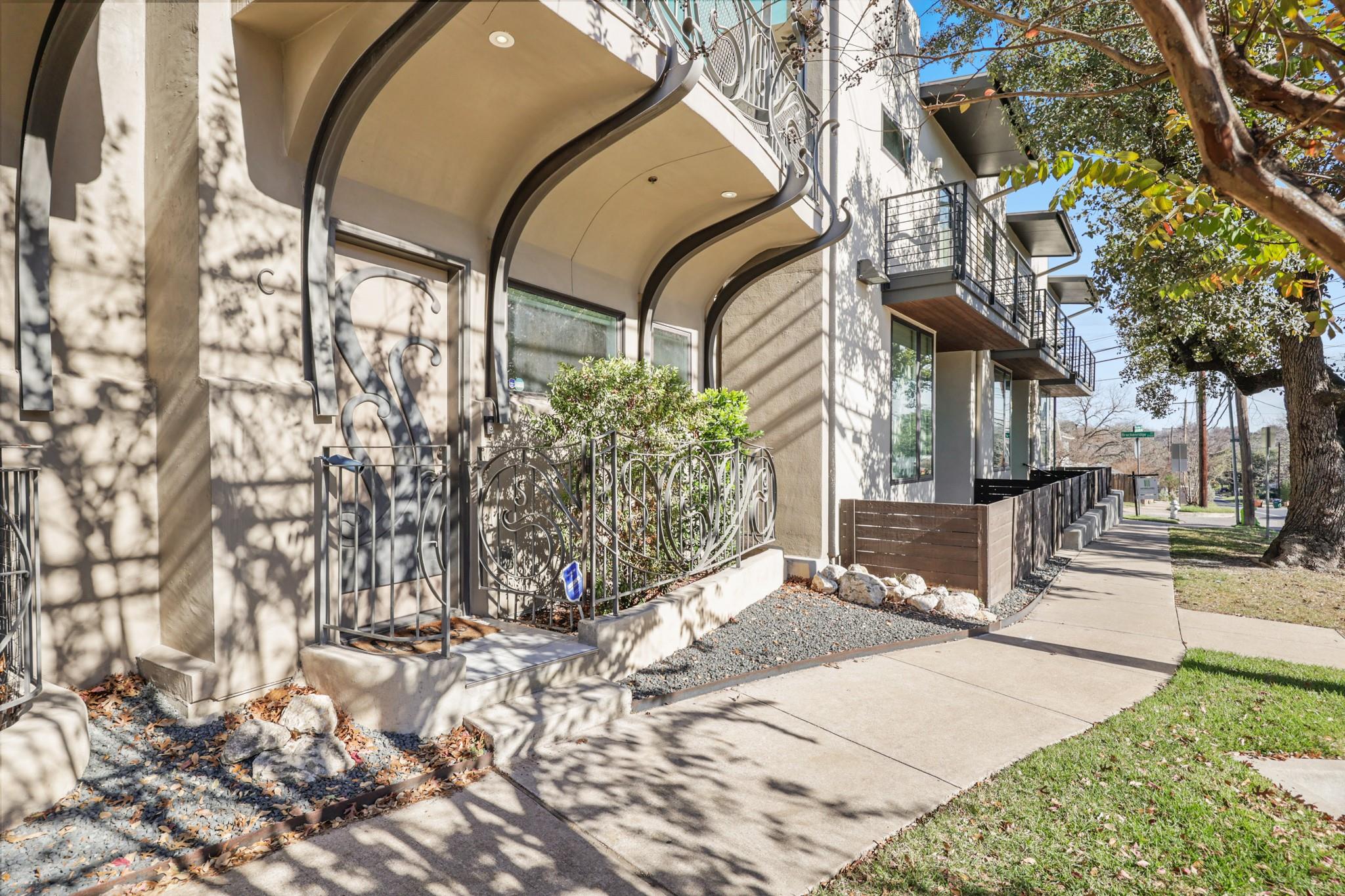 206 E Live Oak St # C, Austin, TX 78704