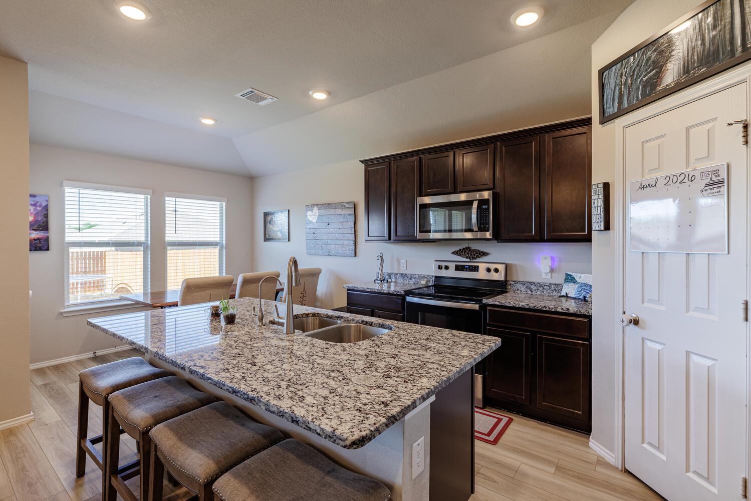 8603 Brahma Plains Rd, Temple, TX 76502