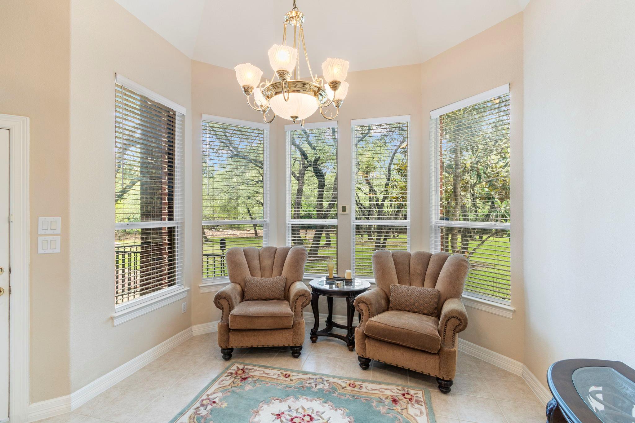 15 Sarazen Loop N, Georgetown, TX 78628