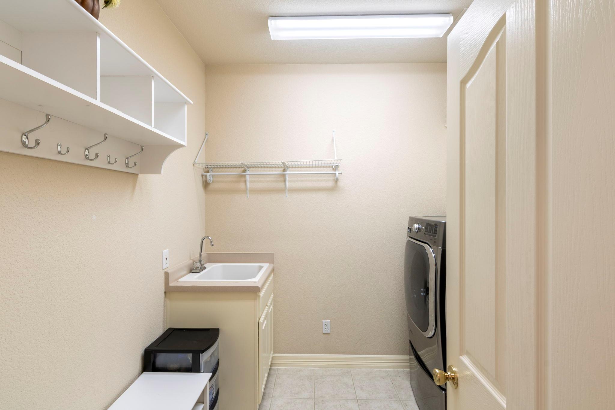 15 Sarazen Loop N, Georgetown, TX 78628