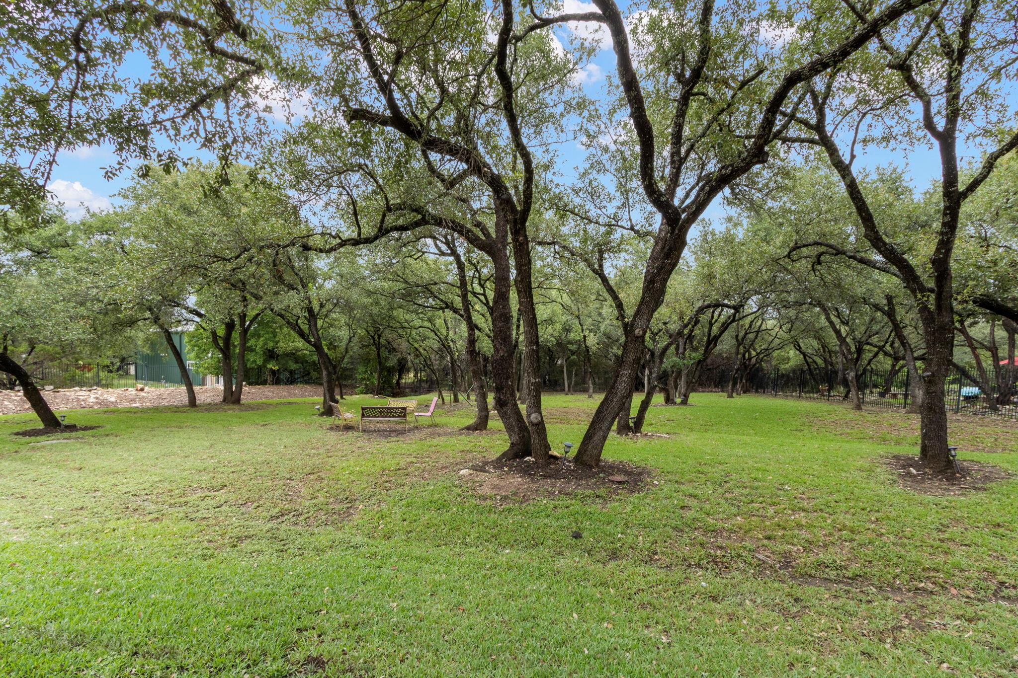 15 Sarazen Loop N, Georgetown, TX 78628