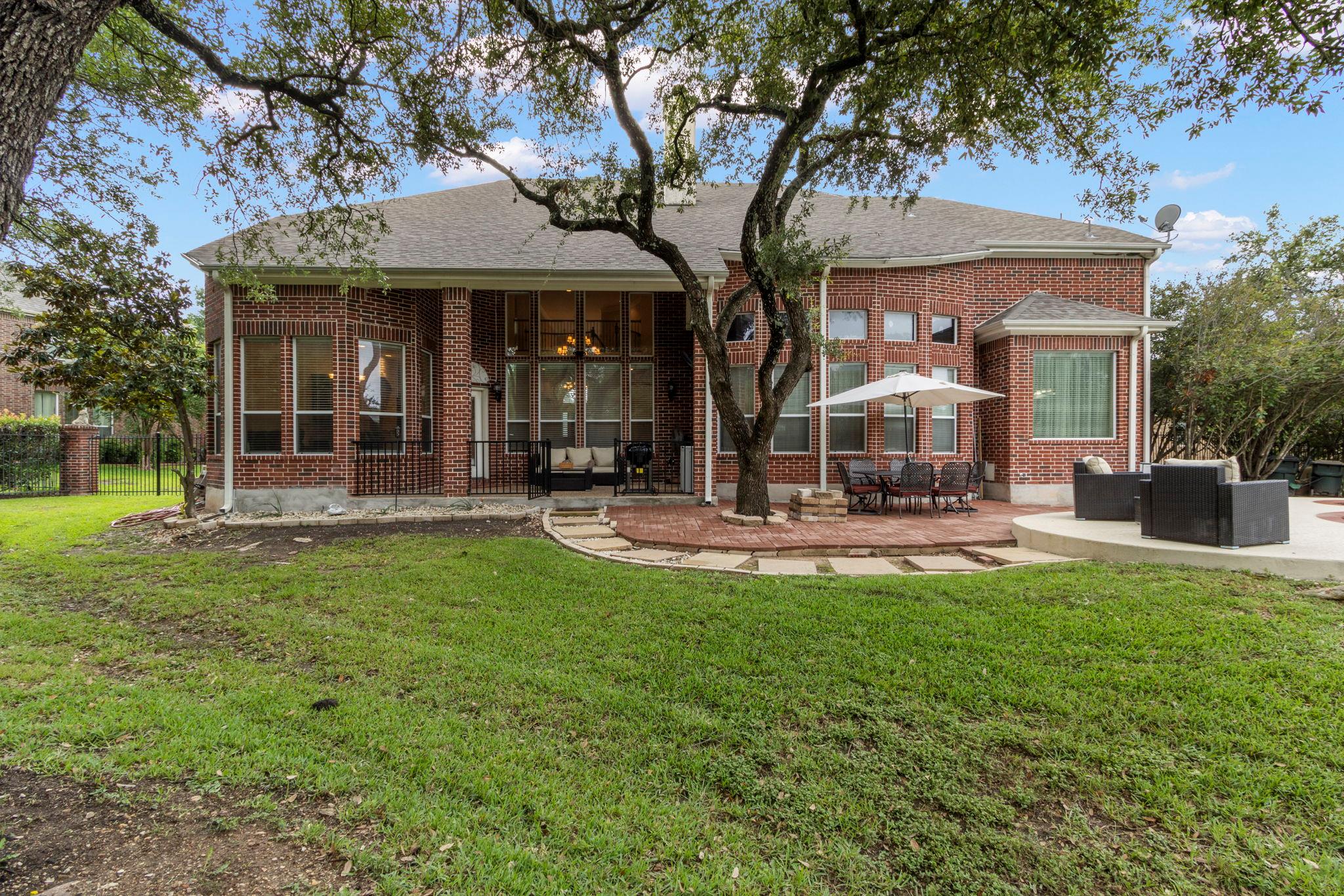 15 Sarazen Loop N, Georgetown, TX 78628
