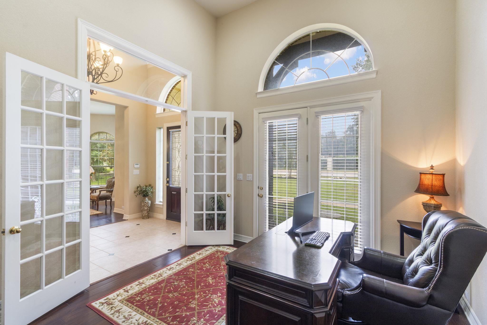 15 Sarazen Loop N, Georgetown, TX 78628