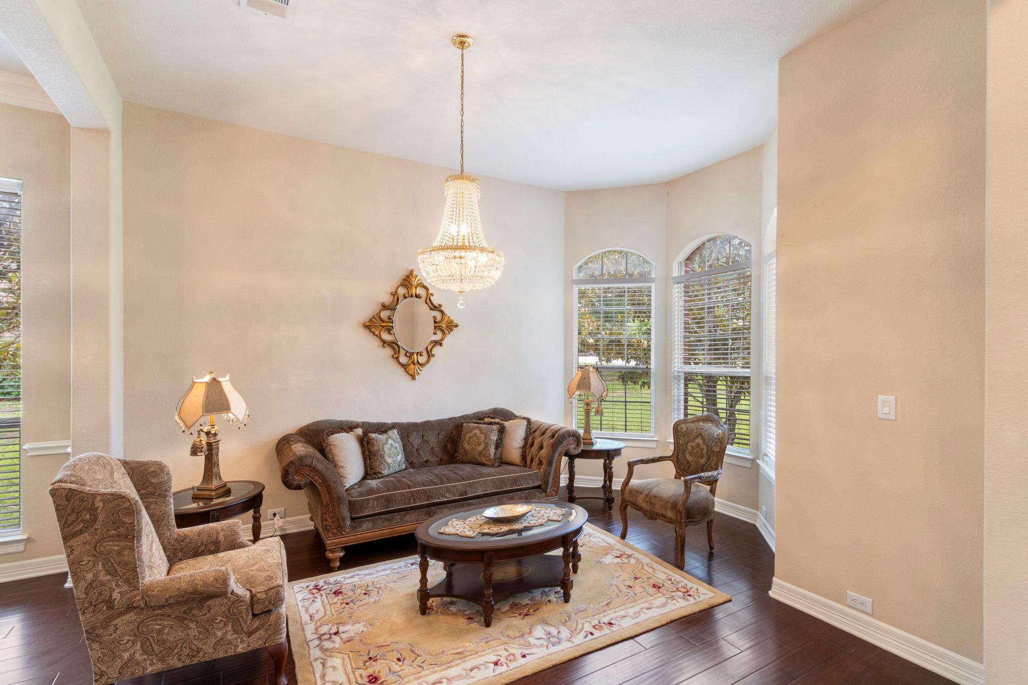 15 Sarazen Loop N, Georgetown, TX 78628