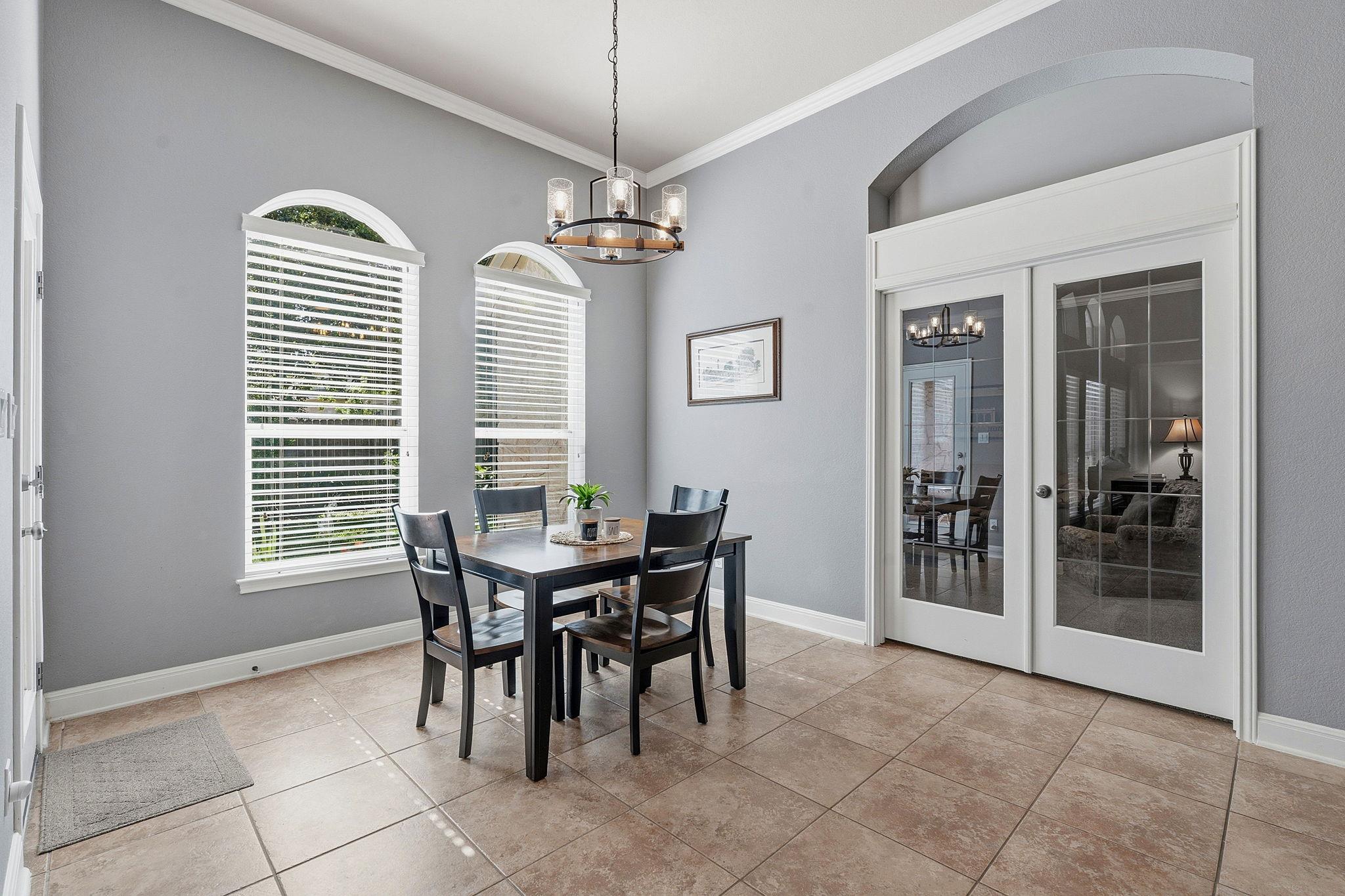 10013 Palmbrook Dr, Austin, TX 78717