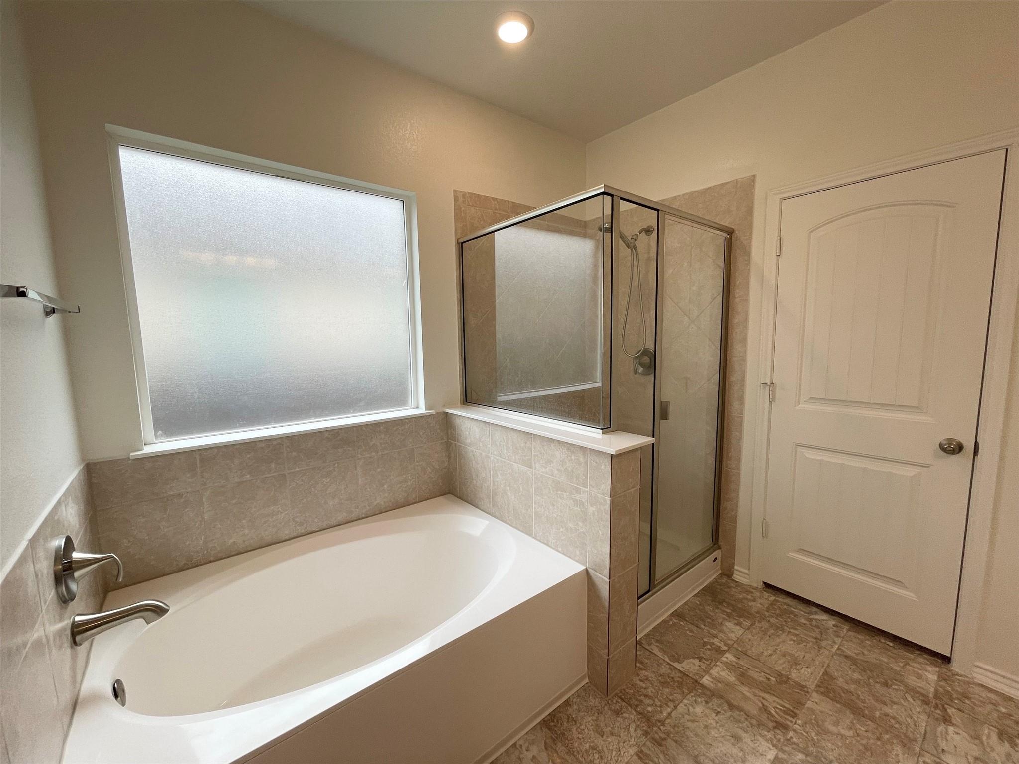 168 Crimson Ln, Kyle, TX 78640