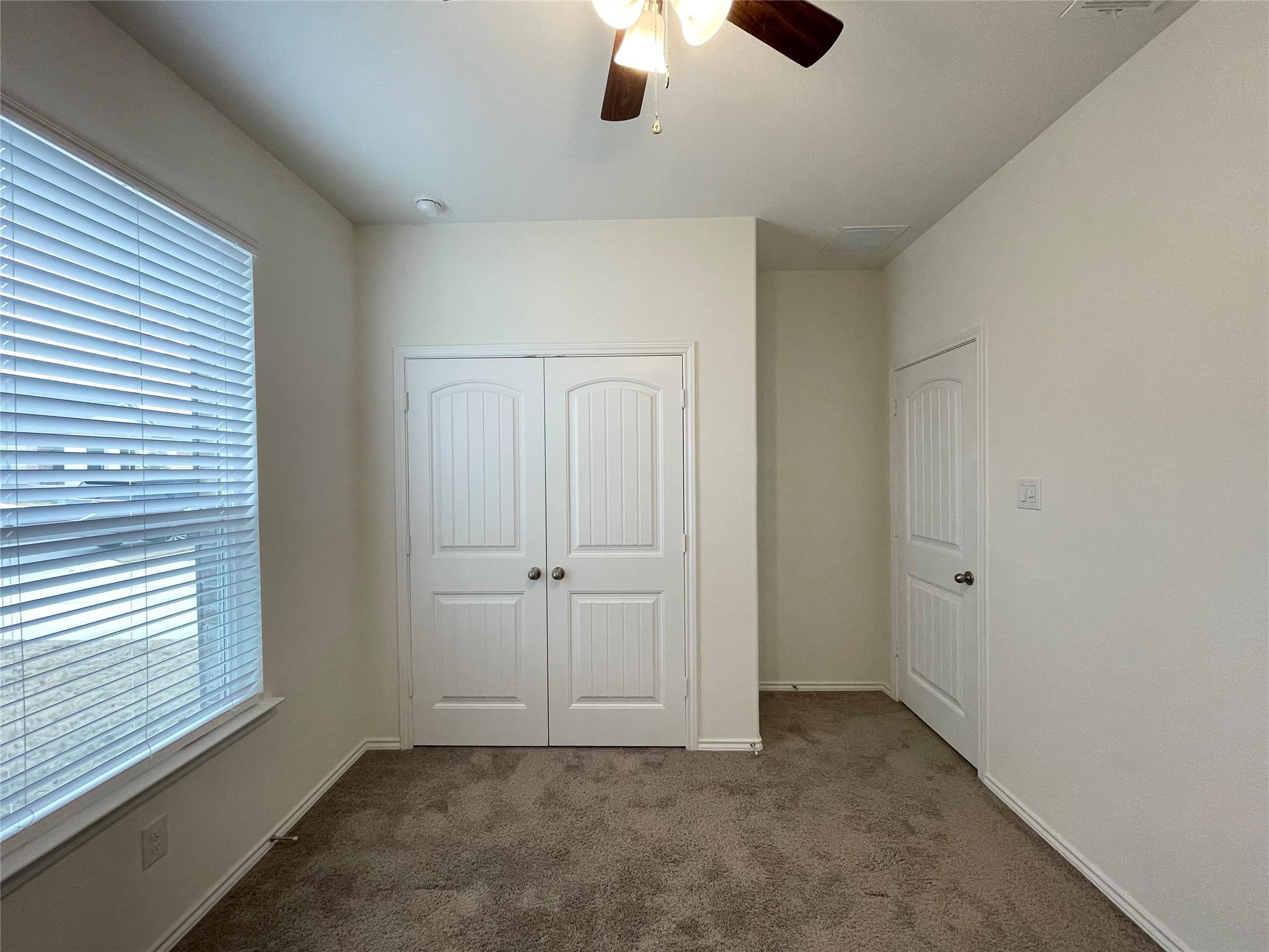 168 Crimson Ln, Kyle, TX 78640