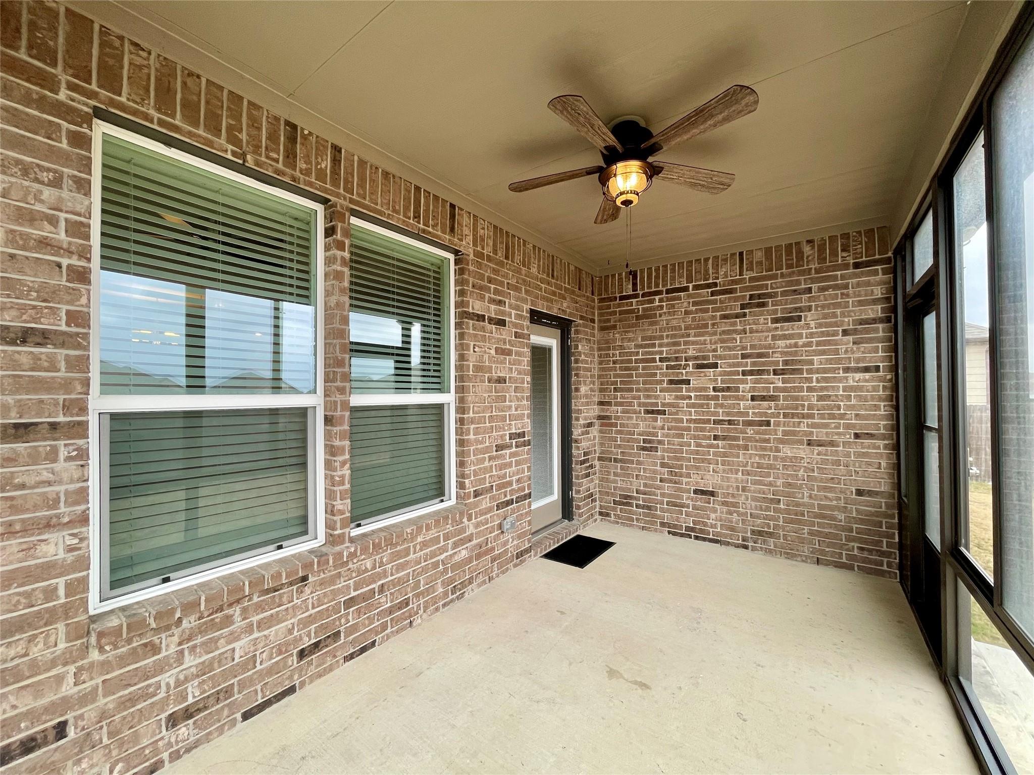 168 Crimson Ln, Kyle, TX 78640