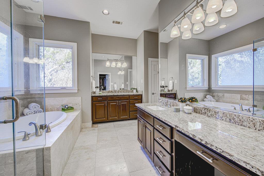 4800 Mantle Dr, Austin, TX 78746