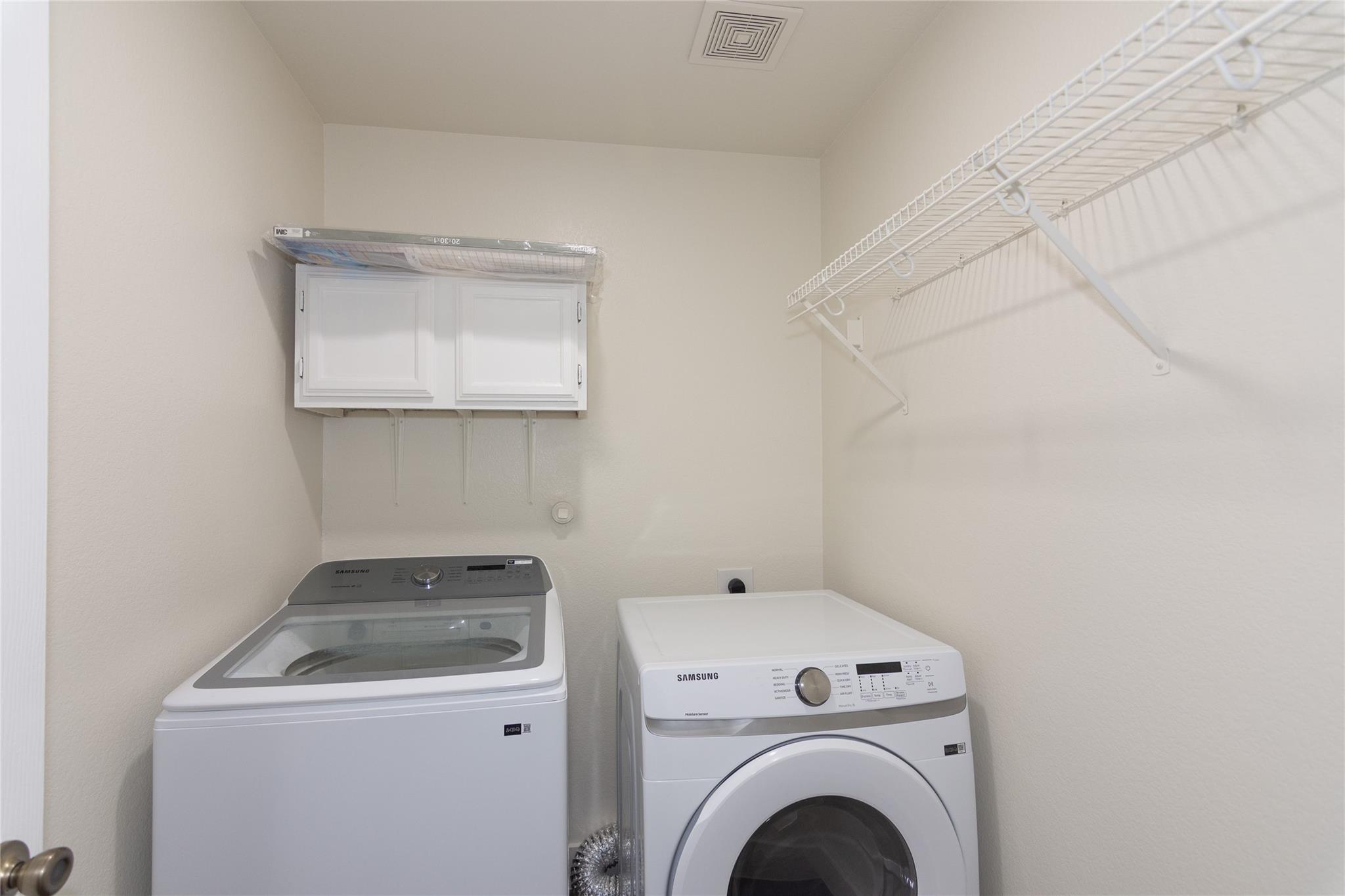 223 Herrera Trl, Hutto, TX 78634