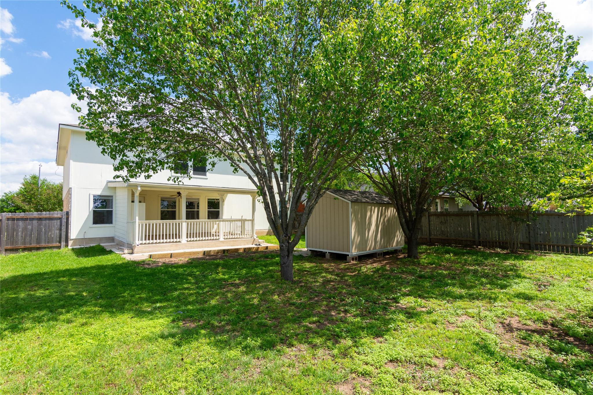 223 Herrera Trl, Hutto, TX 78634