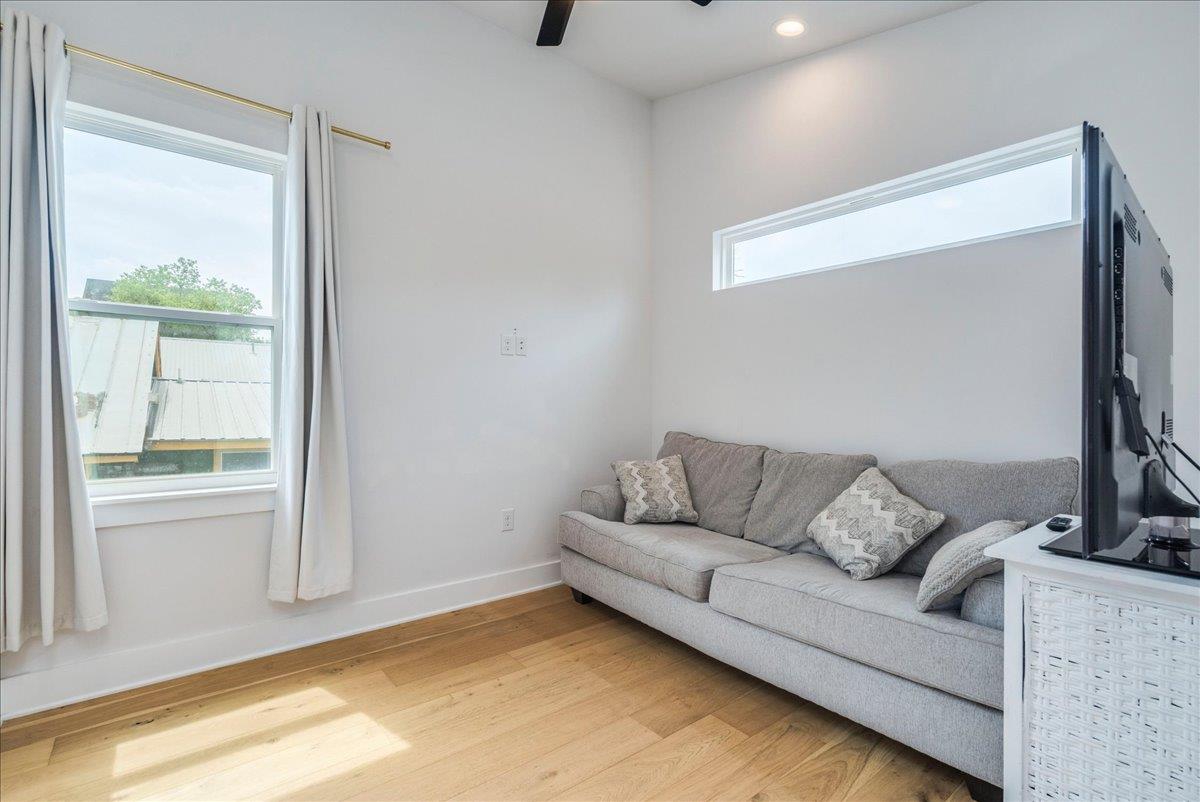 1214 Delano St # 1, Austin, TX 78721