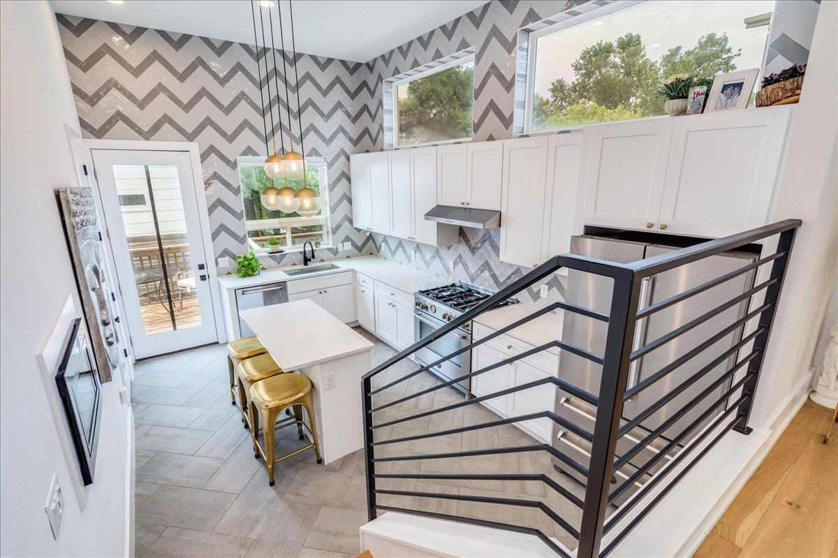 1214 Delano St # 1, Austin, TX 78721