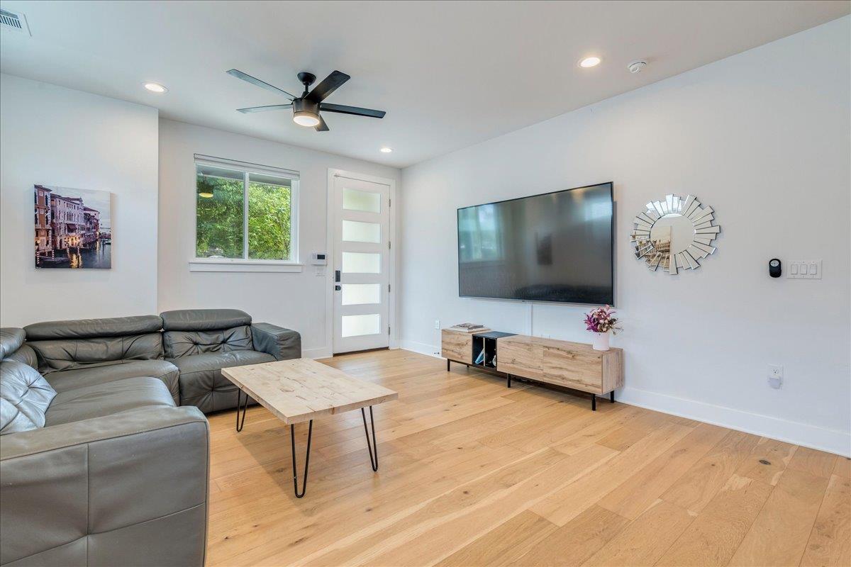 1214 Delano St # 1, Austin, TX 78721