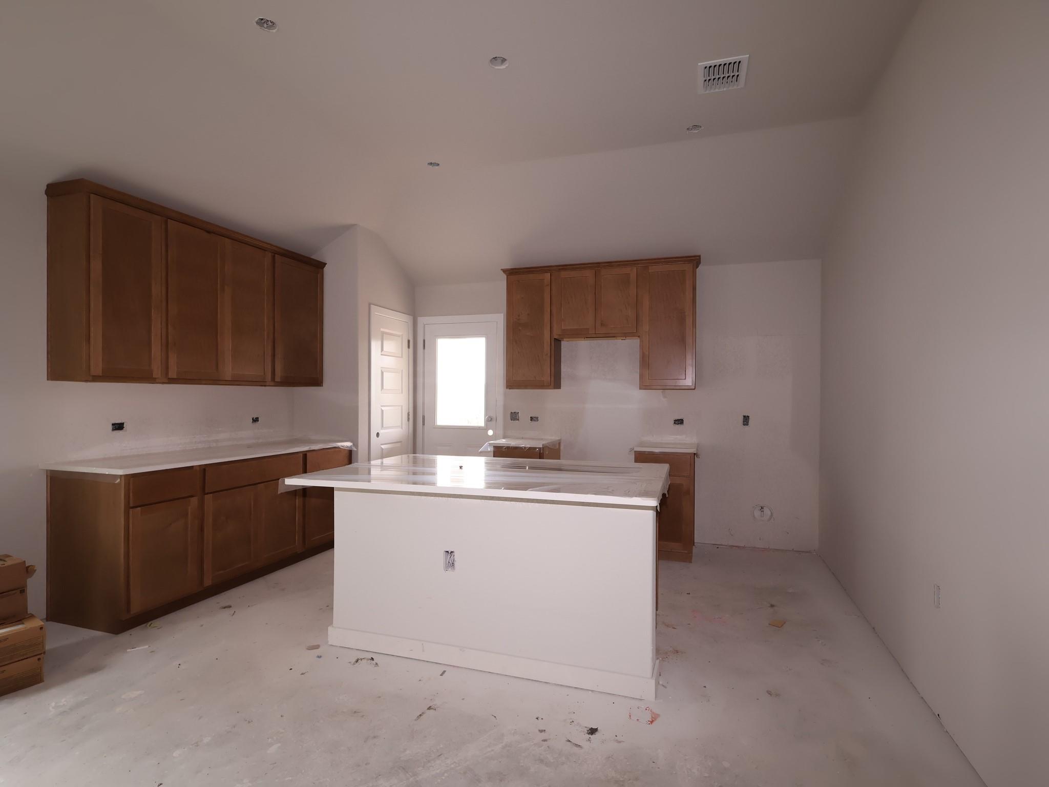 9301 Corvallis Dr, Austin, TX 78747