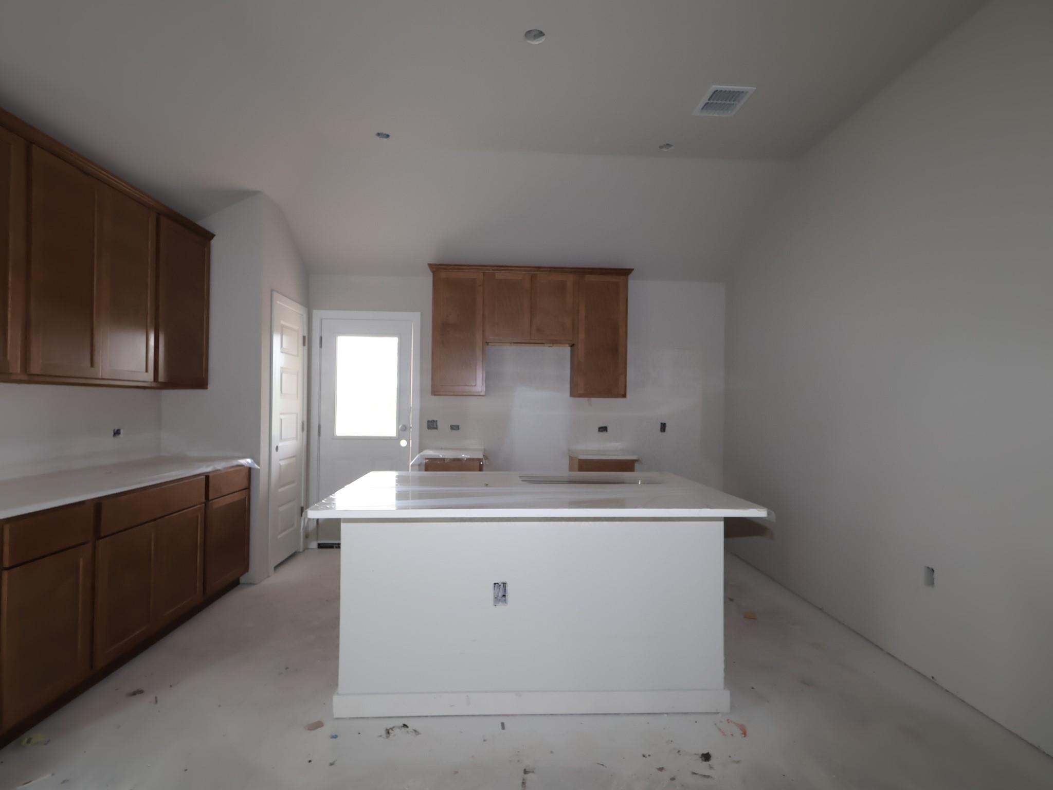 9301 Corvallis Dr, Austin, TX 78747