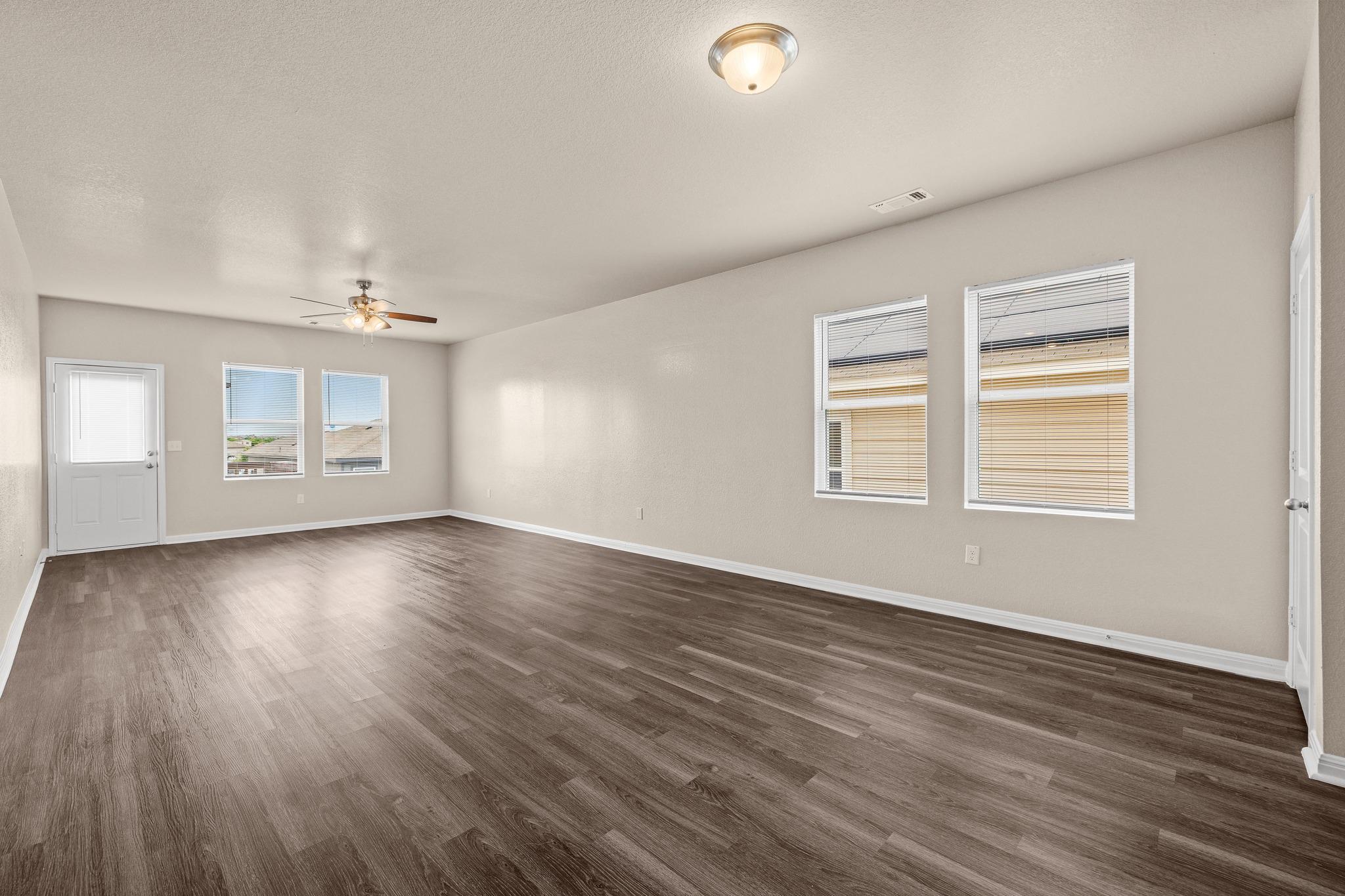 241 Night Riders Way, Jarrell, TX 76537